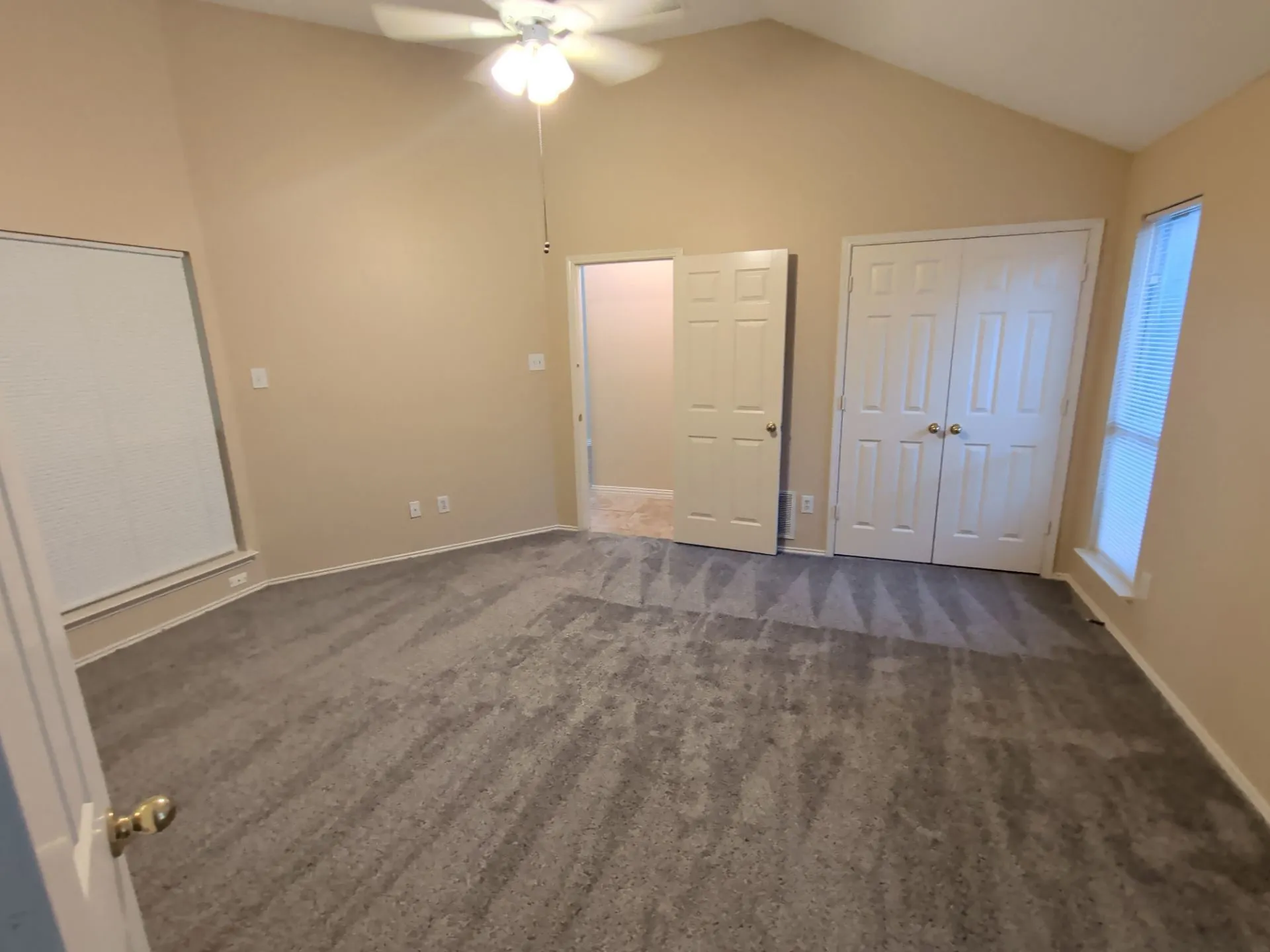 Single Family Residence For Rent in Tarrant County , 4819 Brady Court, Arlington, Texas 76018, 3 Bedroom, 2 Bathroom, 2 Garage spaces, 1,758 Sqft, built in 1996, mls#21377138, Real Estate Agent in Arlington, Homes For Rent in Tarrant county, Homes For Rent in Arlington, Realtor in Arlington Texas, Real Estate Brokerage Independent Realty Texas, Luminita Cordes Realtor