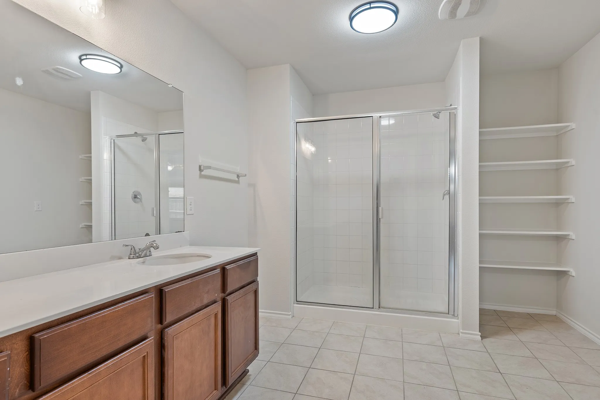 Single Family Residence For Sale in Kaufman County , 2329 Pontotoc Drive, Forney, Texas 75126, 5 Bedroom, 2 Bathroom, 2 Garage spaces, 2,086 Sqft, built in 2018, mls#21376702, Real Estate Agent in Forney, Homes For Sale in Kaufman county, Homes For Sale in Forney, Realtor in Forney Texas, Real Estate Brokerage Independent Realty Texas, Luminita Cordes Realtor