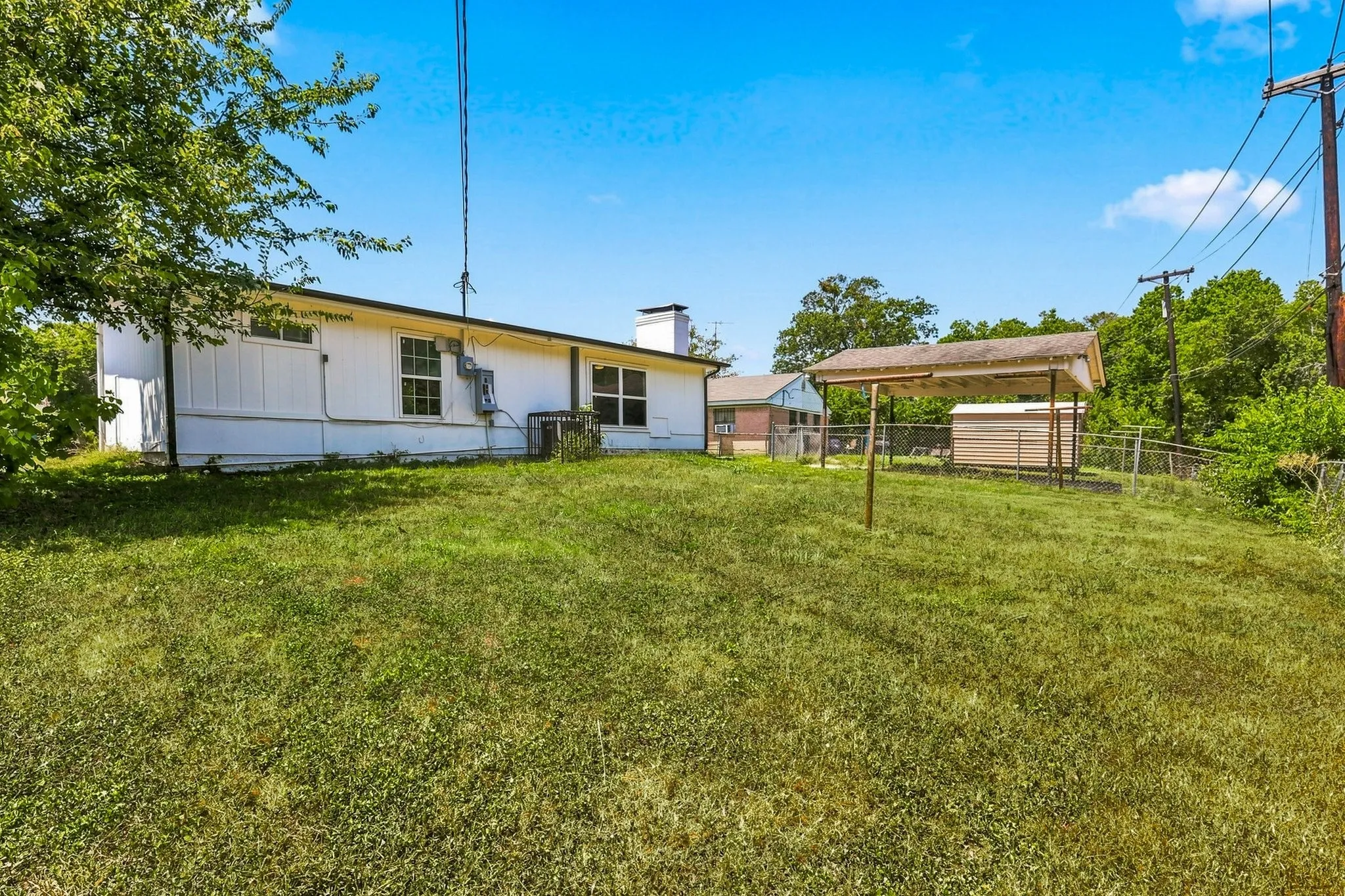 Single Family Residence For Rent in Dallas County , 6008 Golden Gate Drive, Dallas, Texas 75241, 4 Bedroom, 2 Bathroom, 1 Garage spaces, 1,730 Sqft, built in 1961, mls#21377165, Real Estate Agent in Dallas, Homes For Rent in Dallas county, Homes For Rent in Dallas, Realtor in Dallas Texas, Real Estate Brokerage Independent Realty Texas, Luminita Cordes Realtor