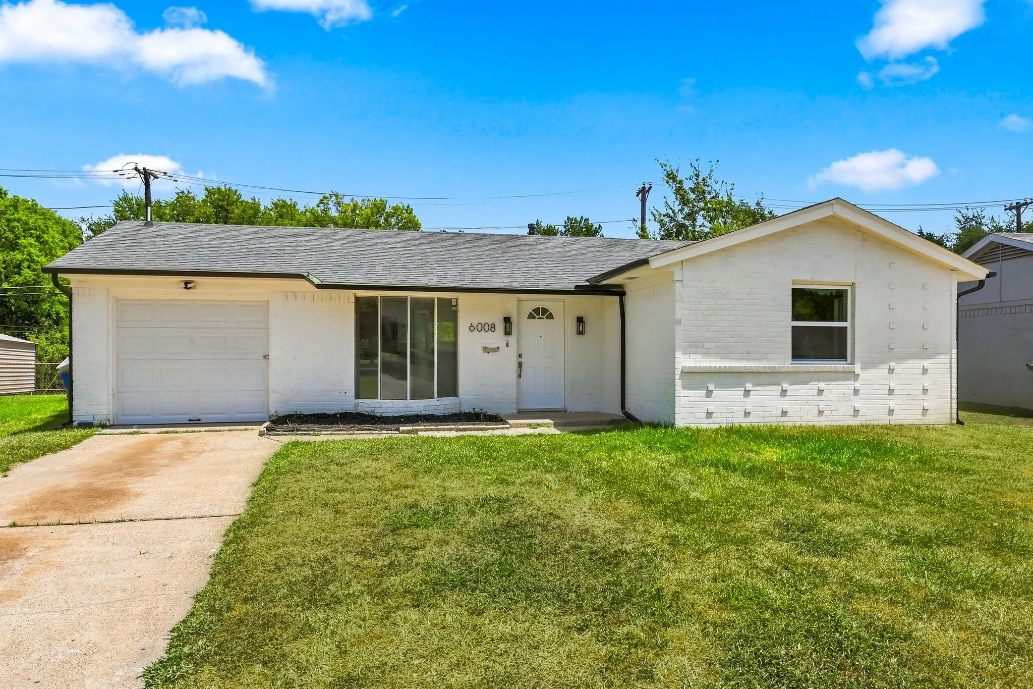 Single Family Residence For Rent in Dallas County , 6008 Golden Gate Drive, Dallas, Texas 75241, 4 Bedroom, 2 Bathroom, 1 Garage spaces, 1,730 Sqft, built in 1961, mls#21377165, Real Estate Agent in Dallas, Homes For Rent in Dallas county, Homes For Rent in Dallas, Realtor in Dallas Texas, Real Estate Brokerage Independent Realty Texas, Luminita Cordes Realtor