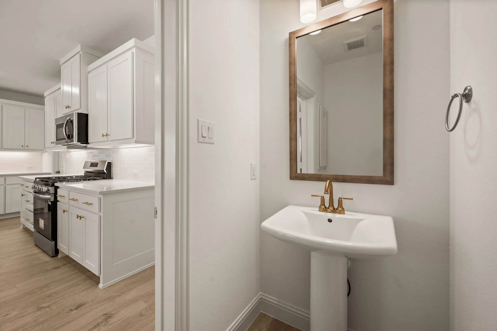 View of powder bath