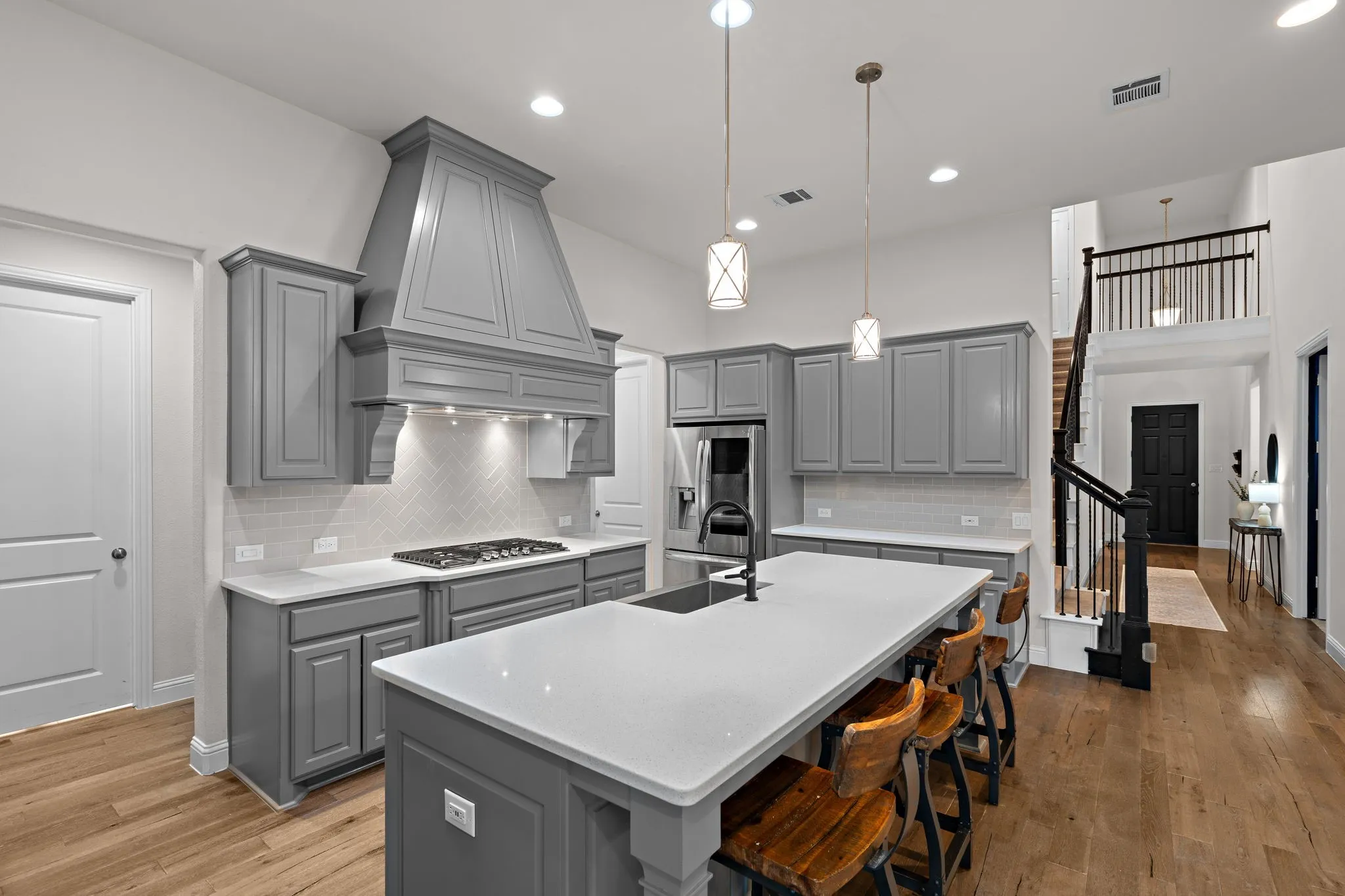 Single Family Residence For Sale in Collin County , 15193 Basket Oak Road, Frisco, Texas 75035, 6 Bedroom, 5 Bathroom, 2 Garage spaces, 3,419 Sqft, built in 2018, mls#21374707, Real Estate Agent in Frisco, Homes For Sale in Collin county, Homes For Sale in Frisco, Realtor in Frisco Texas, Real Estate Brokerage Independent Realty Texas, Luminita Cordes Realtor