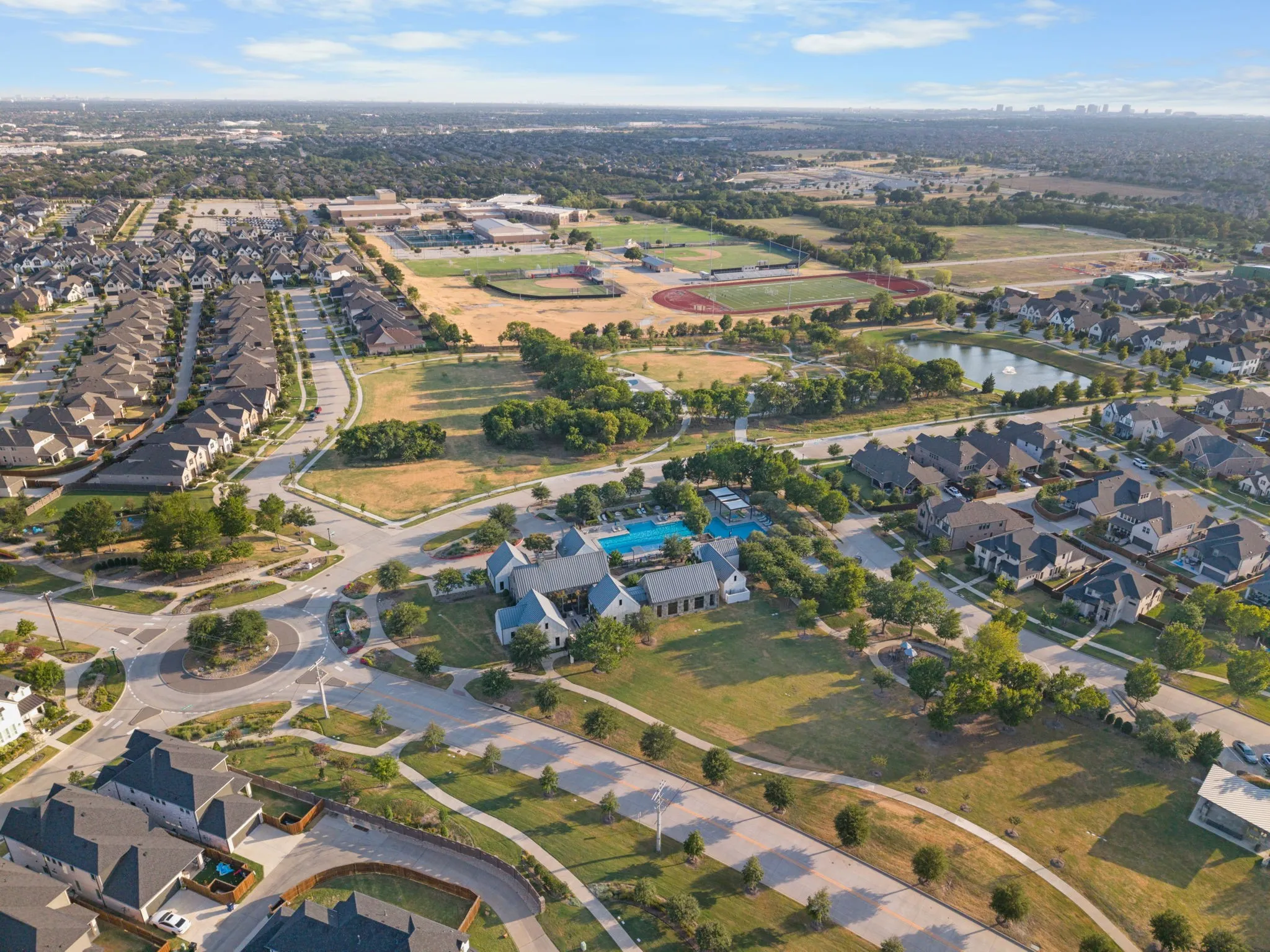 Single Family Residence For Sale in Collin County , 15193 Basket Oak Road, Frisco, Texas 75035, 6 Bedroom, 5 Bathroom, 2 Garage spaces, 3,419 Sqft, built in 2018, mls#21374707, Real Estate Agent in Frisco, Homes For Sale in Collin county, Homes For Sale in Frisco, Realtor in Frisco Texas, Real Estate Brokerage Independent Realty Texas, Luminita Cordes Realtor