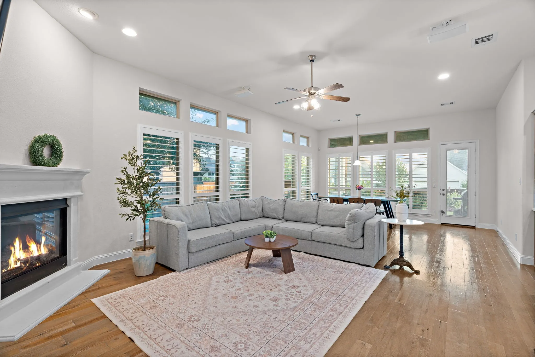 Single Family Residence For Sale in Collin County , 15193 Basket Oak Road, Frisco, Texas 75035, 6 Bedroom, 5 Bathroom, 2 Garage spaces, 3,419 Sqft, built in 2018, mls#21374707, Real Estate Agent in Frisco, Homes For Sale in Collin county, Homes For Sale in Frisco, Realtor in Frisco Texas, Real Estate Brokerage Independent Realty Texas, Luminita Cordes Realtor