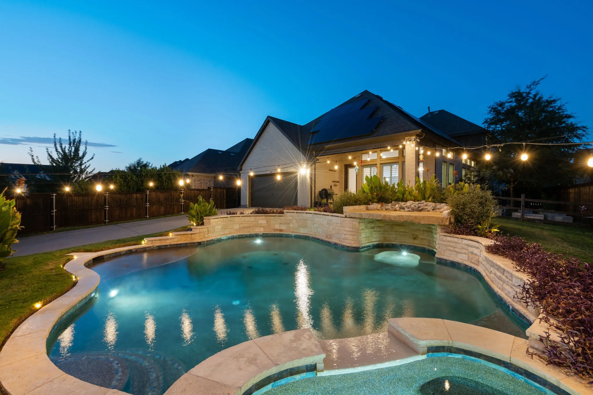 Single Family Residence For Sale in Collin County , 15193 Basket Oak Road, Frisco, Texas 75035, 6 Bedroom, 5 Bathroom, 2 Garage spaces, 3,419 Sqft, built in 2018, mls#21374707, Real Estate Agent in Frisco, Homes For Sale in Collin county, Homes For Sale in Frisco, Realtor in Frisco Texas, Real Estate Brokerage Independent Realty Texas, Luminita Cordes Realtor