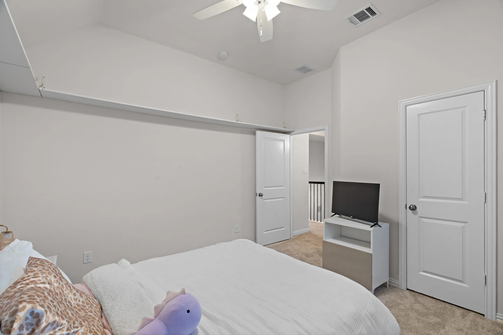Single Family Residence For Sale in Collin County , 15193 Basket Oak Road, Frisco, Texas 75035, 6 Bedroom, 5 Bathroom, 2 Garage spaces, 3,419 Sqft, built in 2018, mls#21374707, Real Estate Agent in Frisco, Homes For Sale in Collin county, Homes For Sale in Frisco, Realtor in Frisco Texas, Real Estate Brokerage Independent Realty Texas, Luminita Cordes Realtor