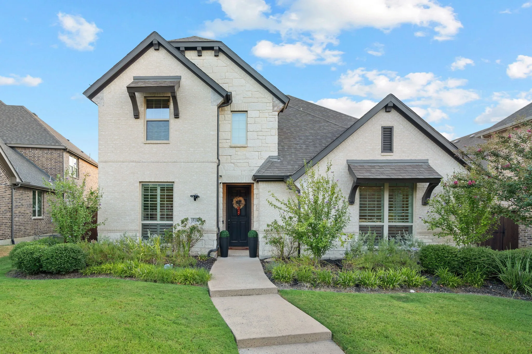 Single Family Residence For Sale in Collin County , 15193 Basket Oak Road, Frisco, Texas 75035, 6 Bedroom, 5 Bathroom, 2 Garage spaces, 3,419 Sqft, built in 2018, mls#21374707, Real Estate Agent in Frisco, Homes For Sale in Collin county, Homes For Sale in Frisco, Realtor in Frisco Texas, Real Estate Brokerage Independent Realty Texas, Luminita Cordes Realtor
