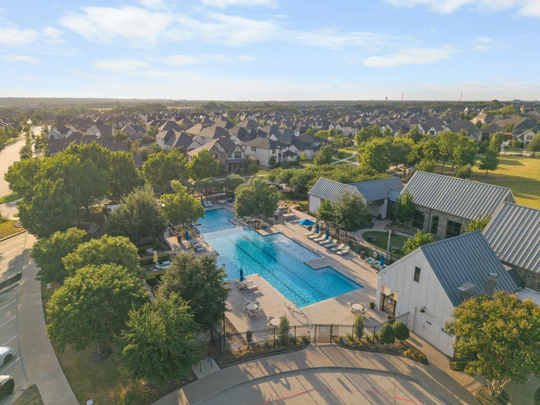 Single Family Residence For Sale in Collin County , 15193 Basket Oak Road, Frisco, Texas 75035, 6 Bedroom, 5 Bathroom, 2 Garage spaces, 3,419 Sqft, built in 2018, mls#21374707, Real Estate Agent in Frisco, Homes For Sale in Collin county, Homes For Sale in Frisco, Realtor in Frisco Texas, Real Estate Brokerage Independent Realty Texas, Luminita Cordes Realtor