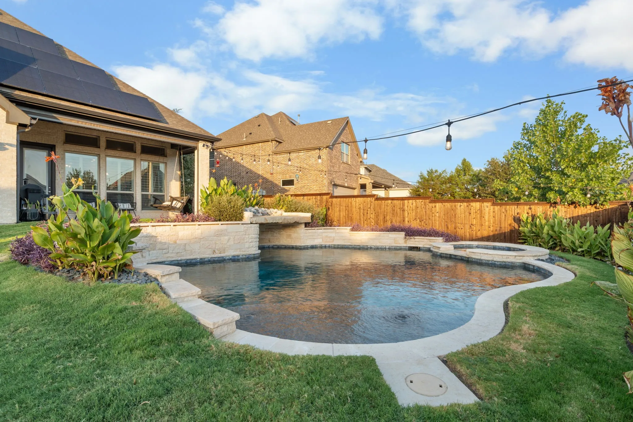 Single Family Residence For Sale in Collin County , 15193 Basket Oak Road, Frisco, Texas 75035, 6 Bedroom, 5 Bathroom, 2 Garage spaces, 3,419 Sqft, built in 2018, mls#21374707, Real Estate Agent in Frisco, Homes For Sale in Collin county, Homes For Sale in Frisco, Realtor in Frisco Texas, Real Estate Brokerage Independent Realty Texas, Luminita Cordes Realtor