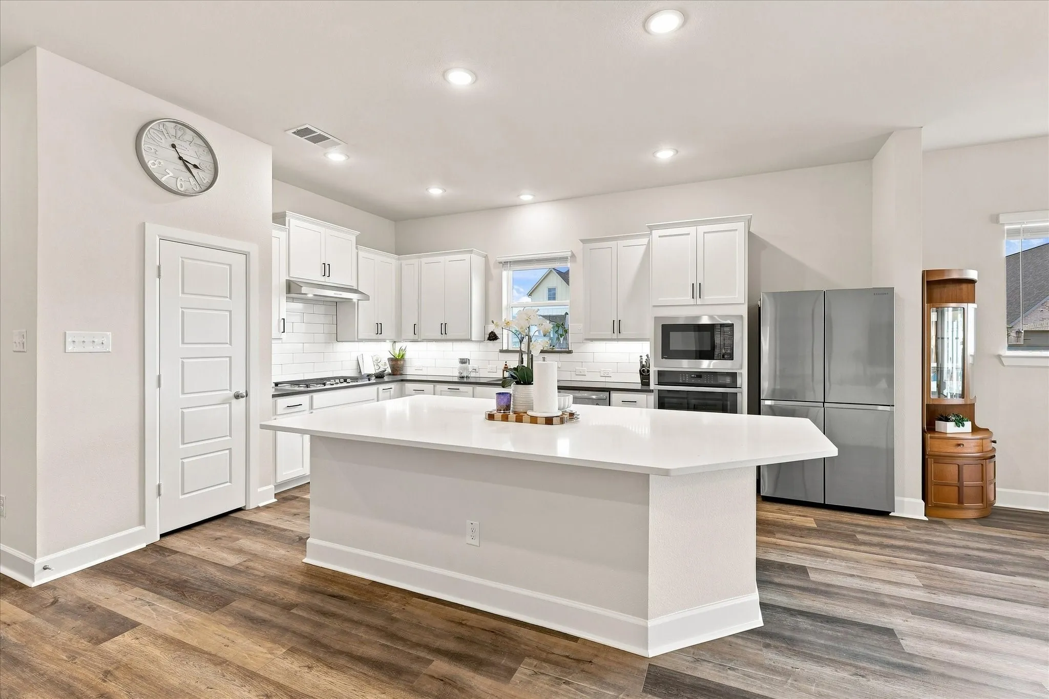 Single Family Residence For Sale in Denton County , 601 Arden Lane, Northlake, Texas 76247, 3 Bedroom, 2 Bathroom, 2 Garage spaces, 2,166 Sqft, built in 2020, mls#21375260, Real Estate Agent in Northlake, Homes For Sale in Denton county, Homes For Sale in Northlake, Realtor in Northlake Texas, Real Estate Brokerage Independent Realty Texas, Luminita Cordes Realtor