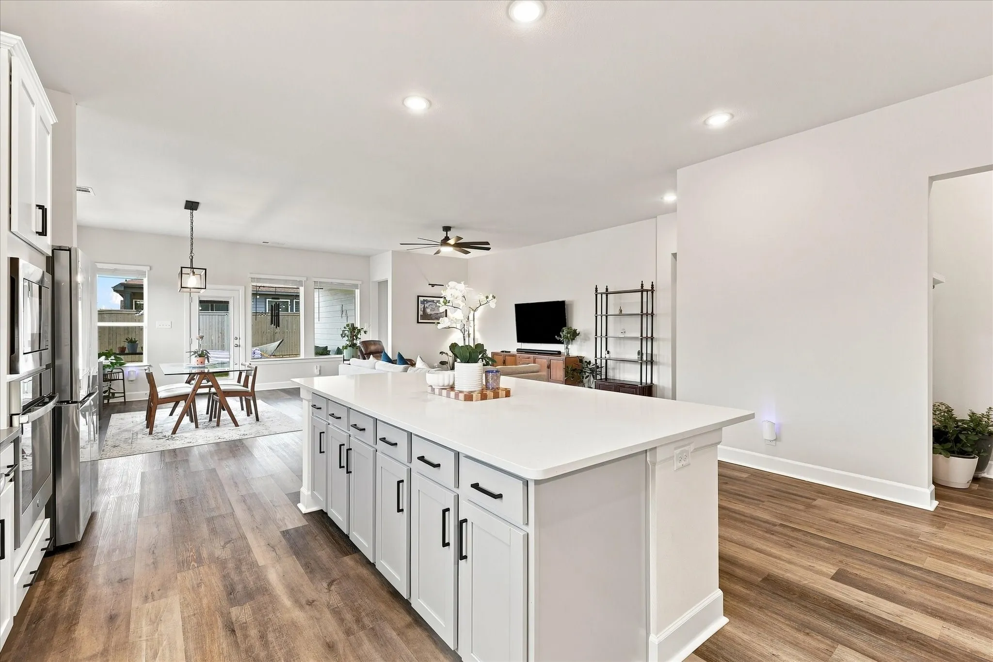 Single Family Residence For Sale in Denton County , 601 Arden Lane, Northlake, Texas 76247, 3 Bedroom, 2 Bathroom, 2 Garage spaces, 2,166 Sqft, built in 2020, mls#21375260, Real Estate Agent in Northlake, Homes For Sale in Denton county, Homes For Sale in Northlake, Realtor in Northlake Texas, Real Estate Brokerage Independent Realty Texas, Luminita Cordes Realtor