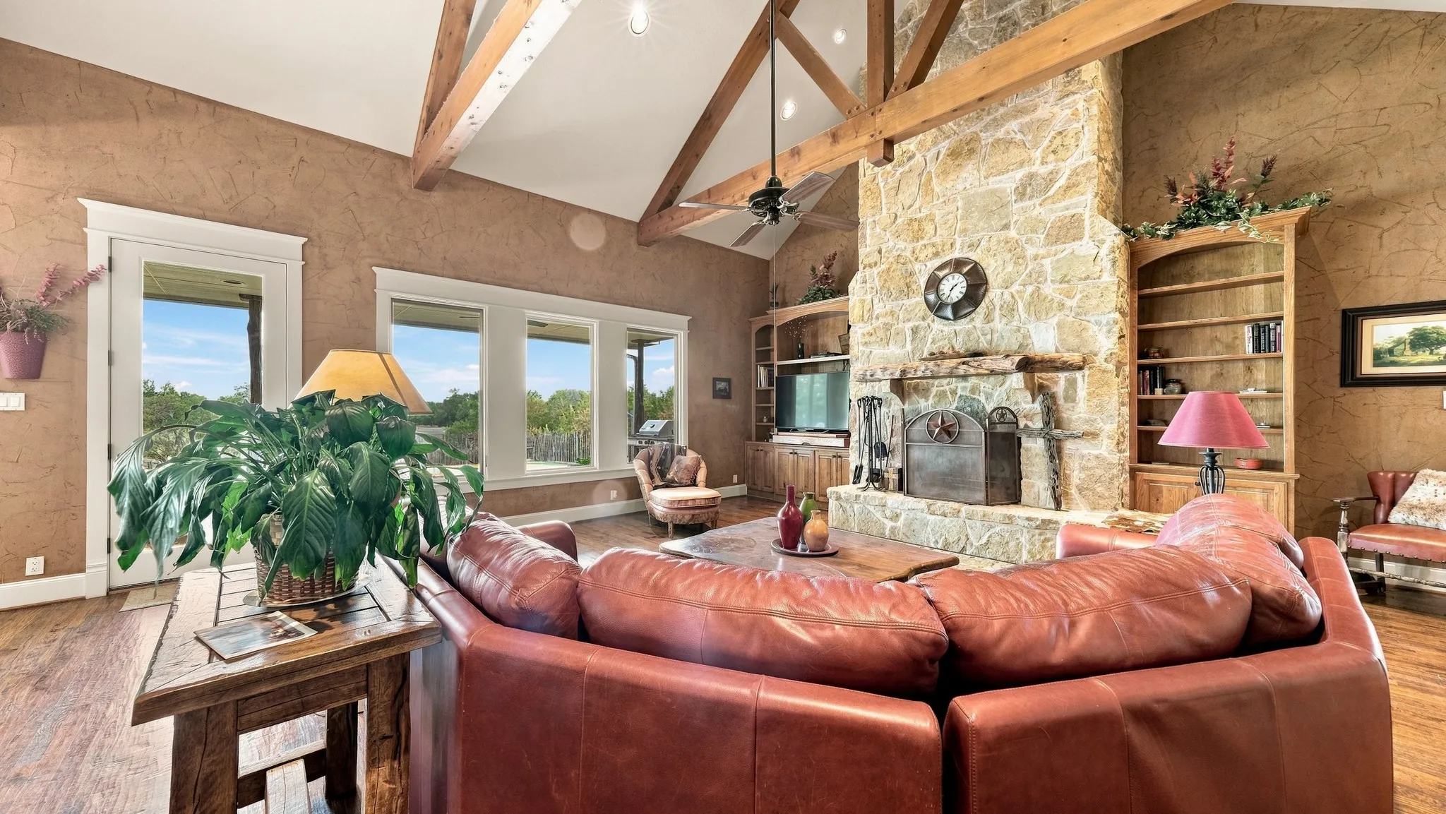 Farm For Sale in Denton County , 11918 Riek Road, Krum, Texas 76249, 3 Bedroom, 3 Bathroom, 3 Garage spaces, 2,763 Sqft, built in 2007, mls#21376899, Real Estate Agent in Krum, Homes For Sale in Denton county, Homes For Sale in Krum, Realtor in Krum Texas, Real Estate Brokerage Independent Realty Texas, Luminita Cordes Realtor