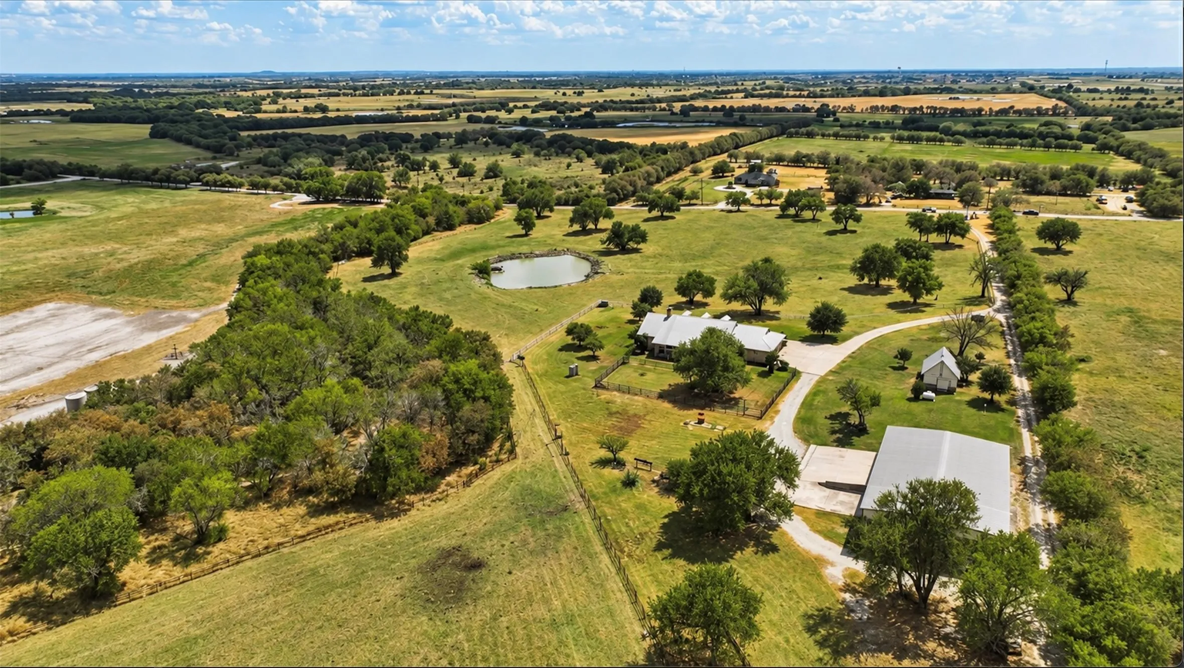 Farm For Sale in Denton County , 11918 Riek Road, Krum, Texas 76249, 3 Bedroom, 3 Bathroom, 3 Garage spaces, 2,763 Sqft, built in 2007, mls#21376899, Real Estate Agent in Krum, Homes For Sale in Denton county, Homes For Sale in Krum, Realtor in Krum Texas, Real Estate Brokerage Independent Realty Texas, Luminita Cordes Realtor