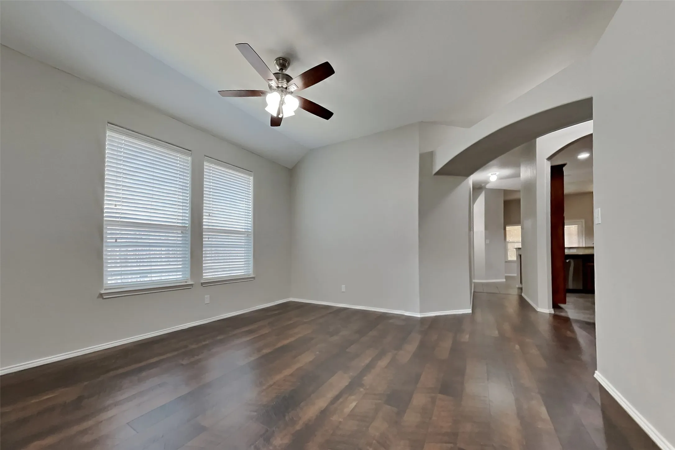 Single Family Residence For Rent in Johnson County , 1121 Hidden Lake Drive, Burleson, Texas 76028, 3 Bedroom, 2 Bathroom, 2 Garage spaces, 2,044 Sqft, built in 2012, mls#21377159, Real Estate Agent in Burleson, Homes For Rent in Johnson county, Homes For Rent in Burleson, Realtor in Burleson Texas, Real Estate Brokerage Independent Realty Texas, Luminita Cordes Realtor