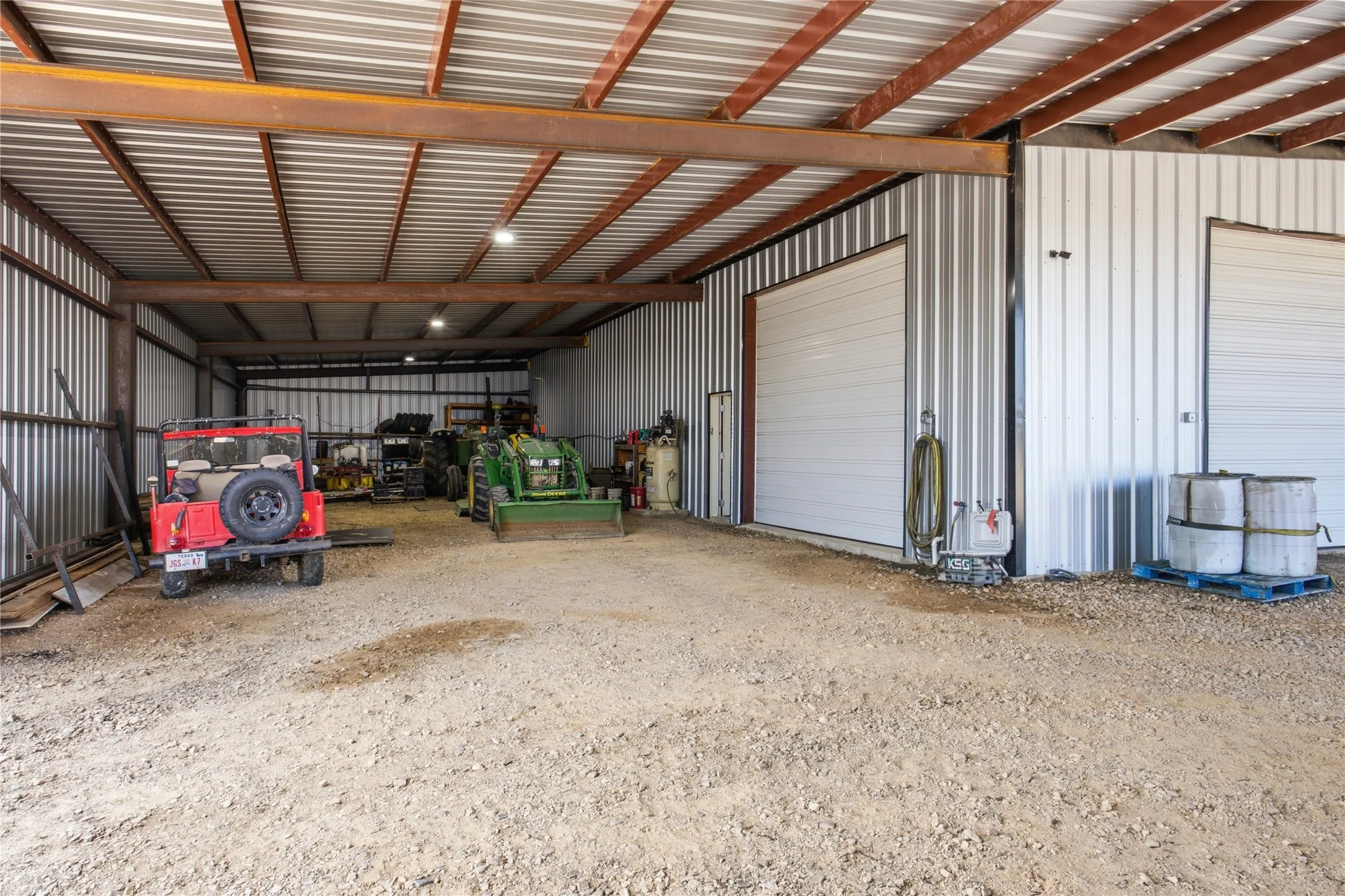 Single Family Residence For Sale in Delta County , 360 County Road 4135, Cooper, Texas 75432, 2 Bedroom, 3 Bathroom, 1 Garage spaces, 2,553 Sqft, built in 2023, mls#21375319, Real Estate Agent in Cooper, Homes For Sale in Delta county, Homes For Sale in Cooper, Realtor in Cooper Texas, Real Estate Brokerage Independent Realty Texas, Luminita Cordes Realtor