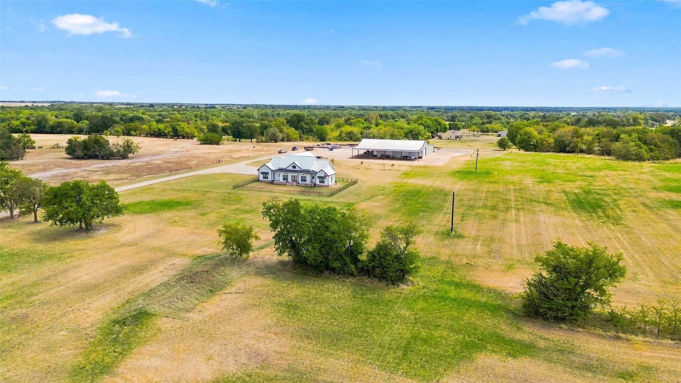 Single Family Residence For Sale in Delta County , 360 County Road 4135, Cooper, Texas 75432, 2 Bedroom, 3 Bathroom, 1 Garage spaces, 2,553 Sqft, built in 2023, mls#21375319, Real Estate Agent in Cooper, Homes For Sale in Delta county, Homes For Sale in Cooper, Realtor in Cooper Texas, Real Estate Brokerage Independent Realty Texas, Luminita Cordes Realtor
