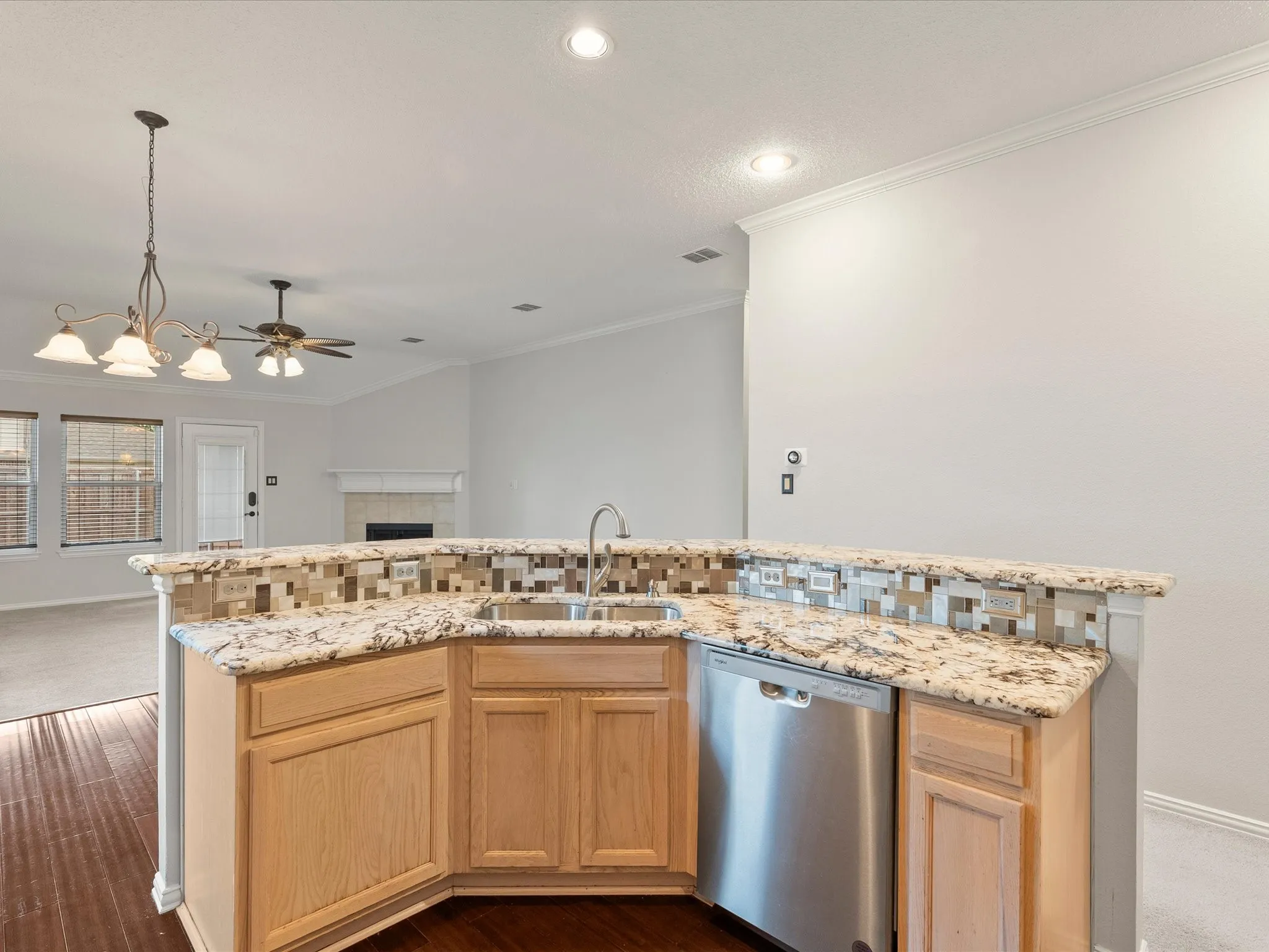 Breakfast Island with granite counter tops