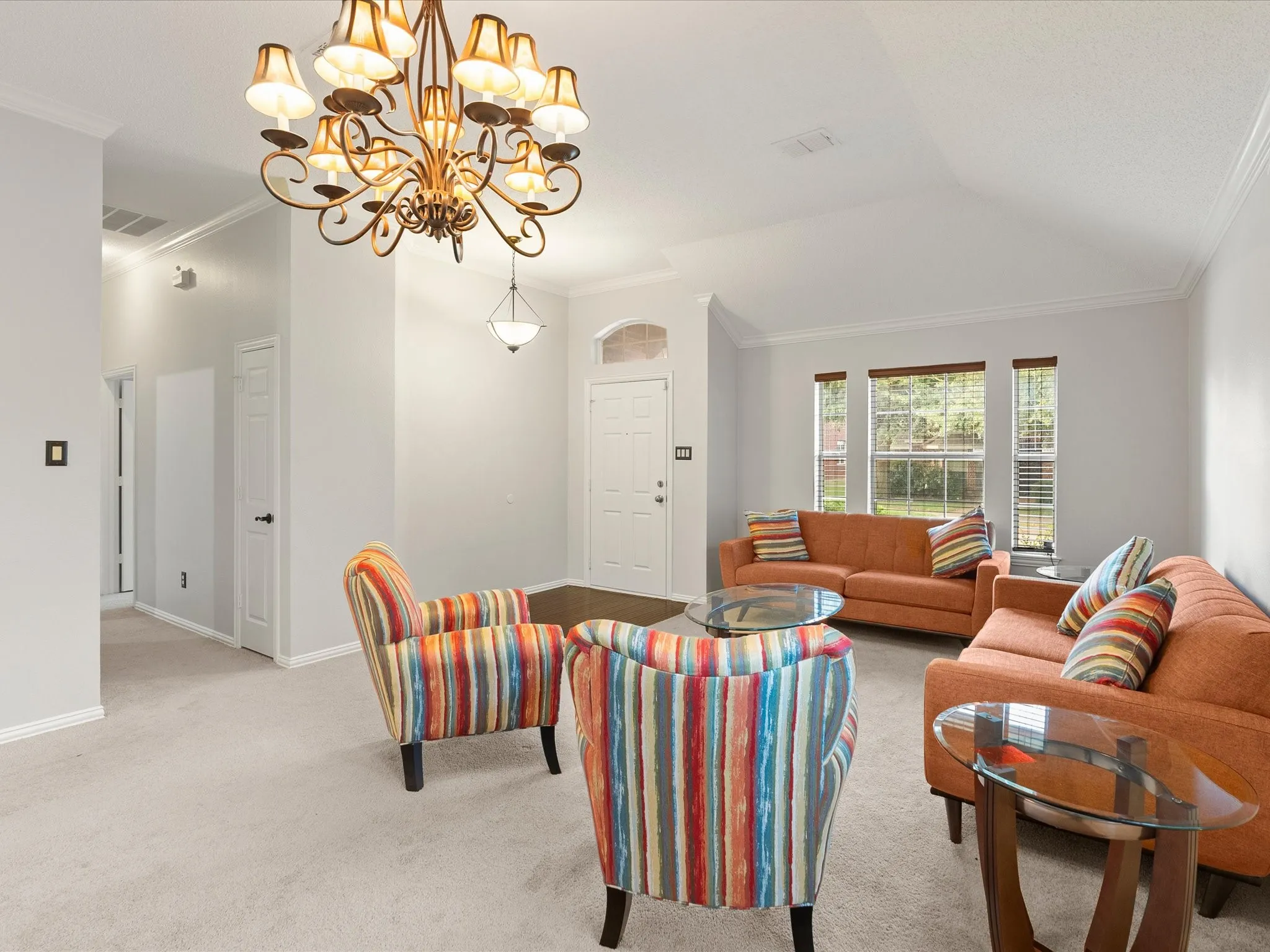 Single Family Residence For Sale in Collin County , 6401 Candletree Lane, Mc Kinney, Texas 75070, 3 Bedroom, 2 Bathroom, 2 Garage spaces, 1,955 Sqft, built in 2000, mls#21376066, Real Estate Agent in Mc Kinney, Homes For Sale in Collin county, Homes For Sale in Mc Kinney, Realtor in Mc Kinney Texas, Real Estate Brokerage Independent Realty Texas, Luminita Cordes Realtor