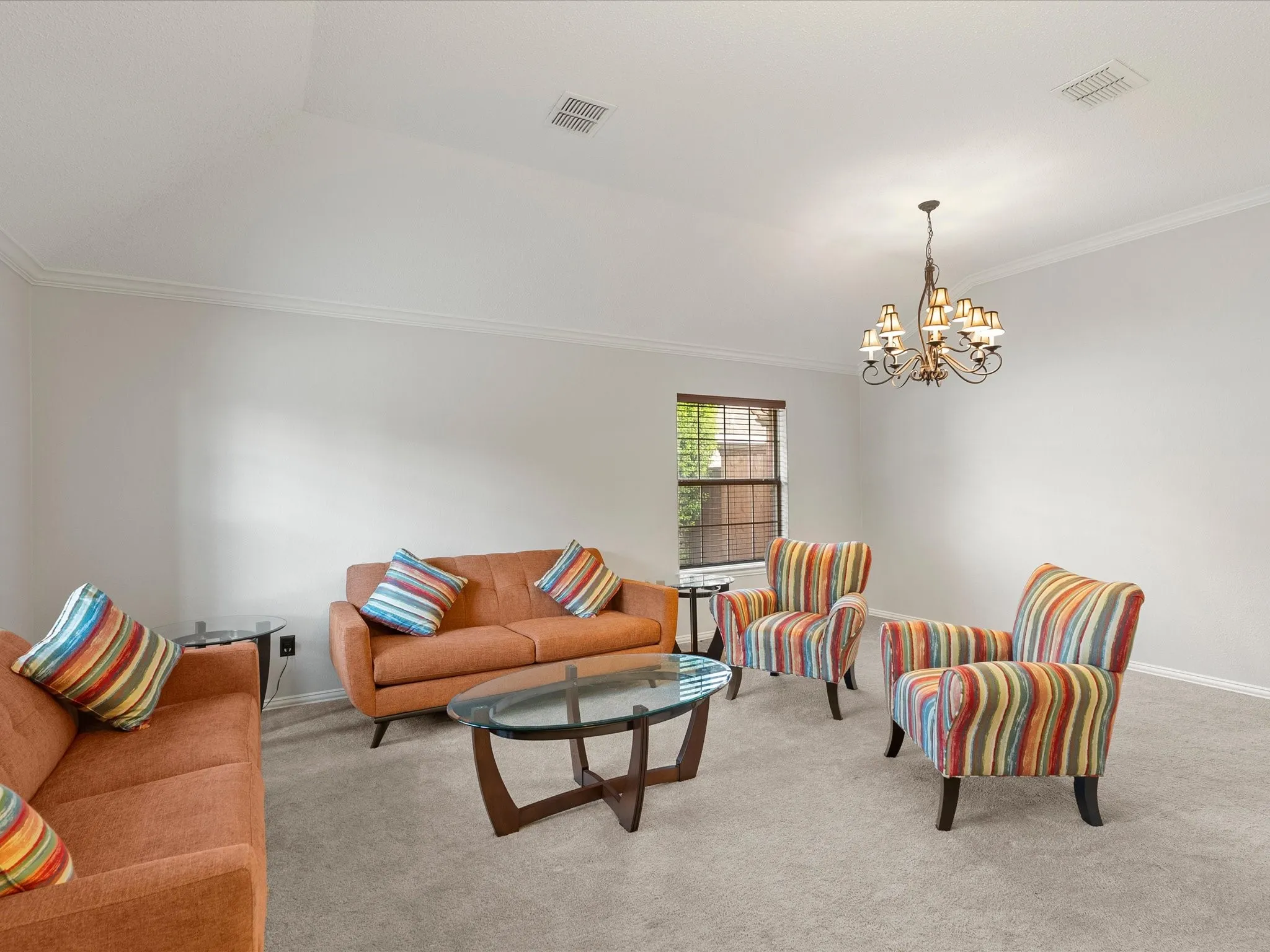 Single Family Residence For Sale in Collin County , 6401 Candletree Lane, Mc Kinney, Texas 75070, 3 Bedroom, 2 Bathroom, 2 Garage spaces, 1,955 Sqft, built in 2000, mls#21376066, Real Estate Agent in Mc Kinney, Homes For Sale in Collin county, Homes For Sale in Mc Kinney, Realtor in Mc Kinney Texas, Real Estate Brokerage Independent Realty Texas, Luminita Cordes Realtor