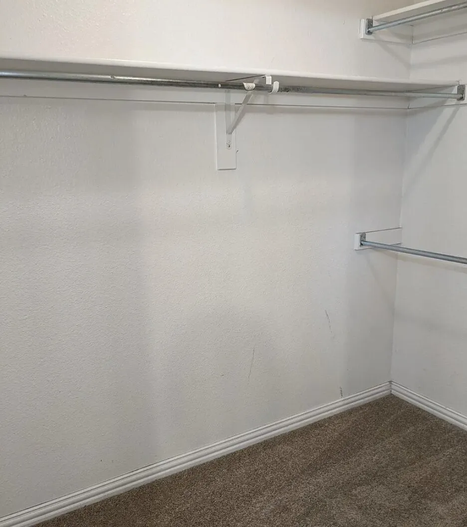 Single Family Residence For Rent in Collin County , 904 Canal Street, Mc Kinney, Texas 75069, 5 Bedroom, 2 Bathroom, Garage spaces, 2,017 Sqft, built in 2006, mls#21377183, Real Estate Agent in Mc Kinney, Homes For Rent in Collin county, Homes For Rent in Mc Kinney, Realtor in Mc Kinney Texas, Real Estate Brokerage Independent Realty Texas, Luminita Cordes Realtor
