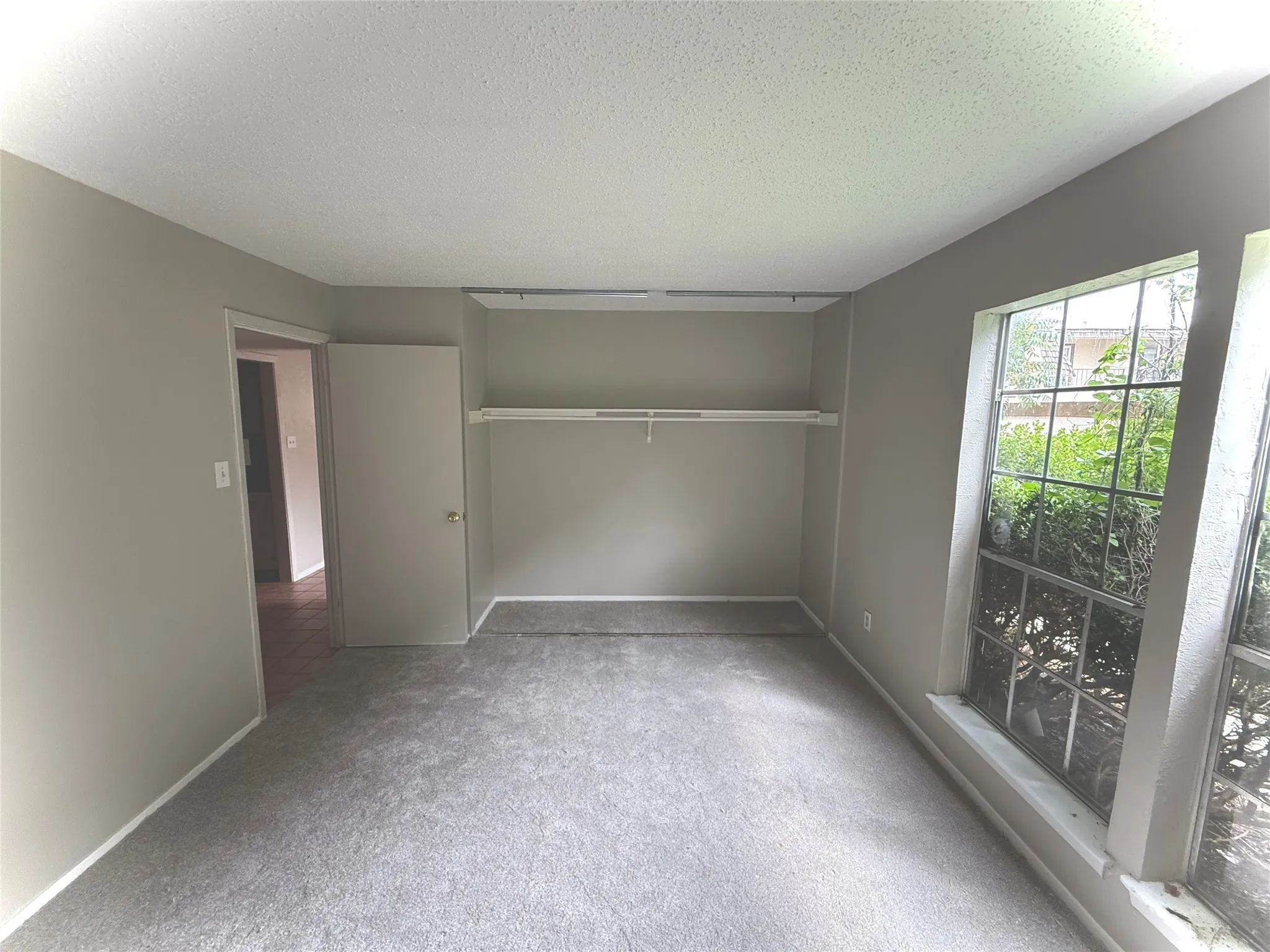 Condominium For Rent in Dallas County , 8560 Park Lane 127 Unit 29, Dallas, Texas 75231, 3 Bedroom, 2 Bathroom, Garage spaces, 1,310 Sqft, built in 1974, mls#21377185, Real Estate Agent in Dallas, Homes For Rent in Dallas county, Homes For Rent in Dallas, Realtor in Dallas Texas, Real Estate Brokerage Independent Realty Texas, Luminita Cordes Realtor