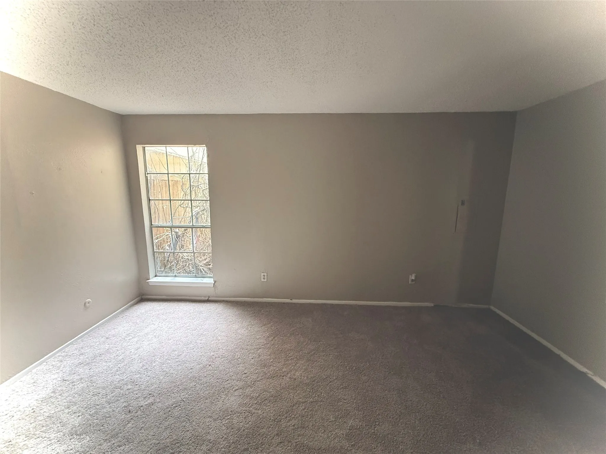 Condominium For Rent in Dallas County , 8560 Park Lane 127 Unit 29, Dallas, Texas 75231, 3 Bedroom, 2 Bathroom, Garage spaces, 1,310 Sqft, built in 1974, mls#21377185, Real Estate Agent in Dallas, Homes For Rent in Dallas county, Homes For Rent in Dallas, Realtor in Dallas Texas, Real Estate Brokerage Independent Realty Texas, Luminita Cordes Realtor