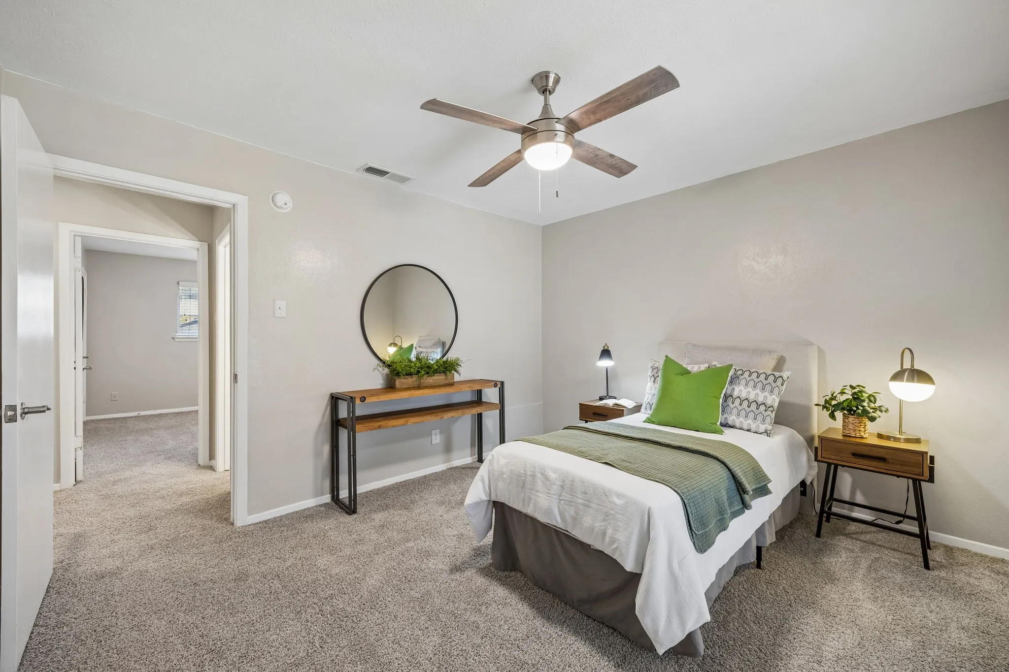 Single Family Residence For Sale in Dallas County , 15513 El Estado Drive, Dallas, Texas 75248, 6 Bedroom, 4 Bathroom, Garage spaces, 2,784 Sqft, built in 1967, mls#21375194, Real Estate Agent in Dallas, Homes For Sale in Dallas county, Homes For Sale in Dallas, Realtor in Dallas Texas, Real Estate Brokerage Independent Realty Texas, Luminita Cordes Realtor