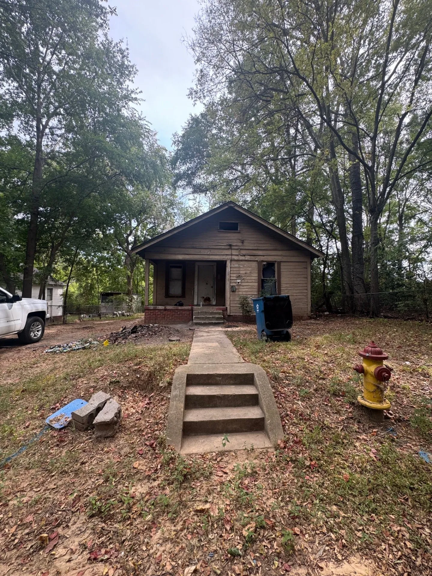 Single Family Residence For Sale in Harrison County , 1208 Morrison Street, Marshall, Texas 75670, 2 Bedroom, 1 Bathroom, Garage spaces, 840 Sqft, built in 1920, mls#21377192, Real Estate Agent in Marshall, Homes For Sale in Harrison county, Homes For Sale in Marshall, Realtor in Marshall Texas, Real Estate Brokerage Independent Realty Texas, Luminita Cordes Realtor