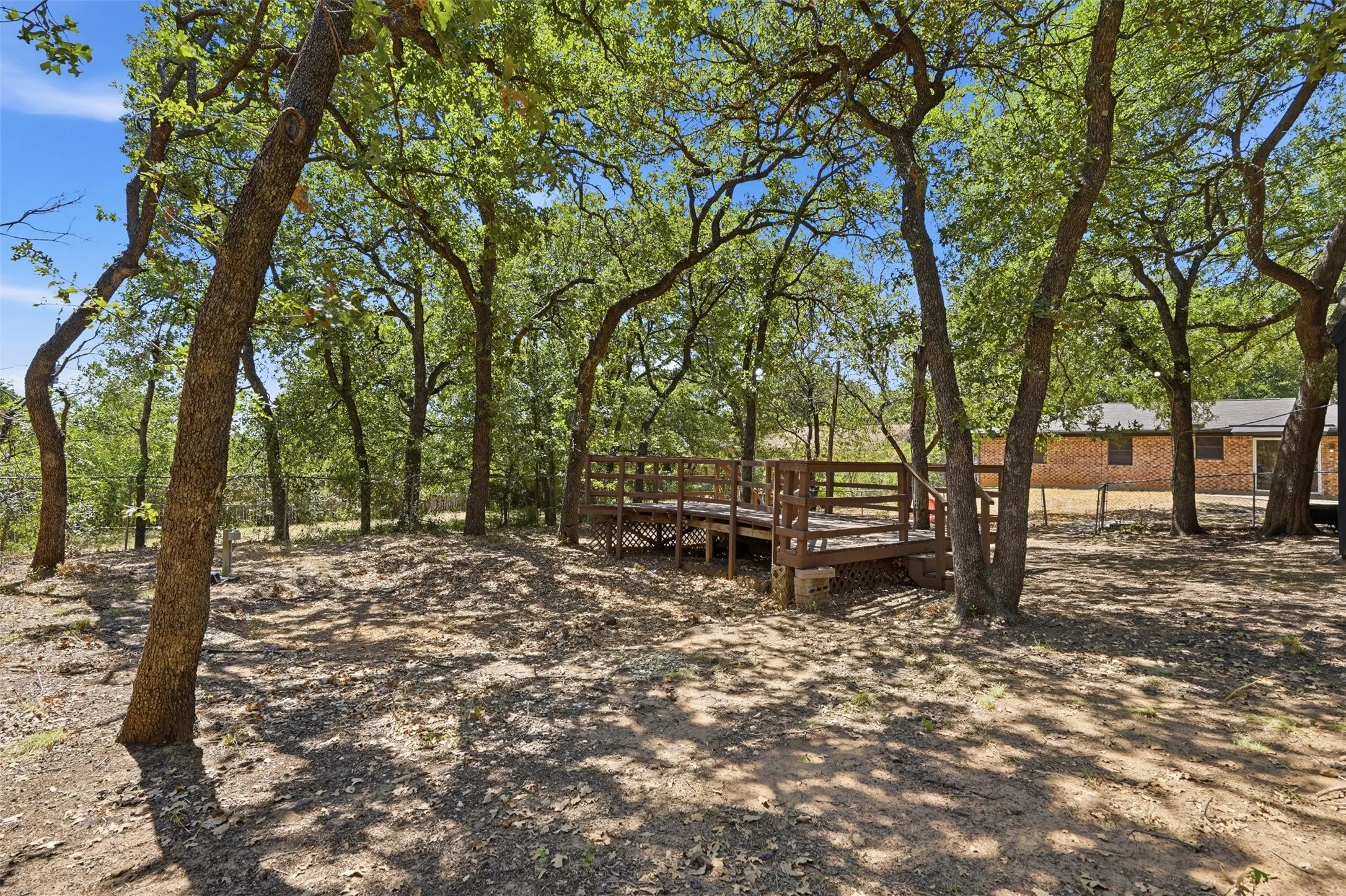 Single Family Residence For Sale in Tarrant County , 7024 Payte Lane, North Richland Hills, Texas 76182, 3 Bedroom, 2 Bathroom, Garage spaces, 1,552 Sqft, built in 1971, mls#21377085, Real Estate Agent in North Richland Hills, Homes For Sale in Tarrant county, Homes For Sale in North Richland Hills, Realtor in North Richland Hills Texas, Real Estate Brokerage Independent Realty Texas, Luminita Cordes Realtor