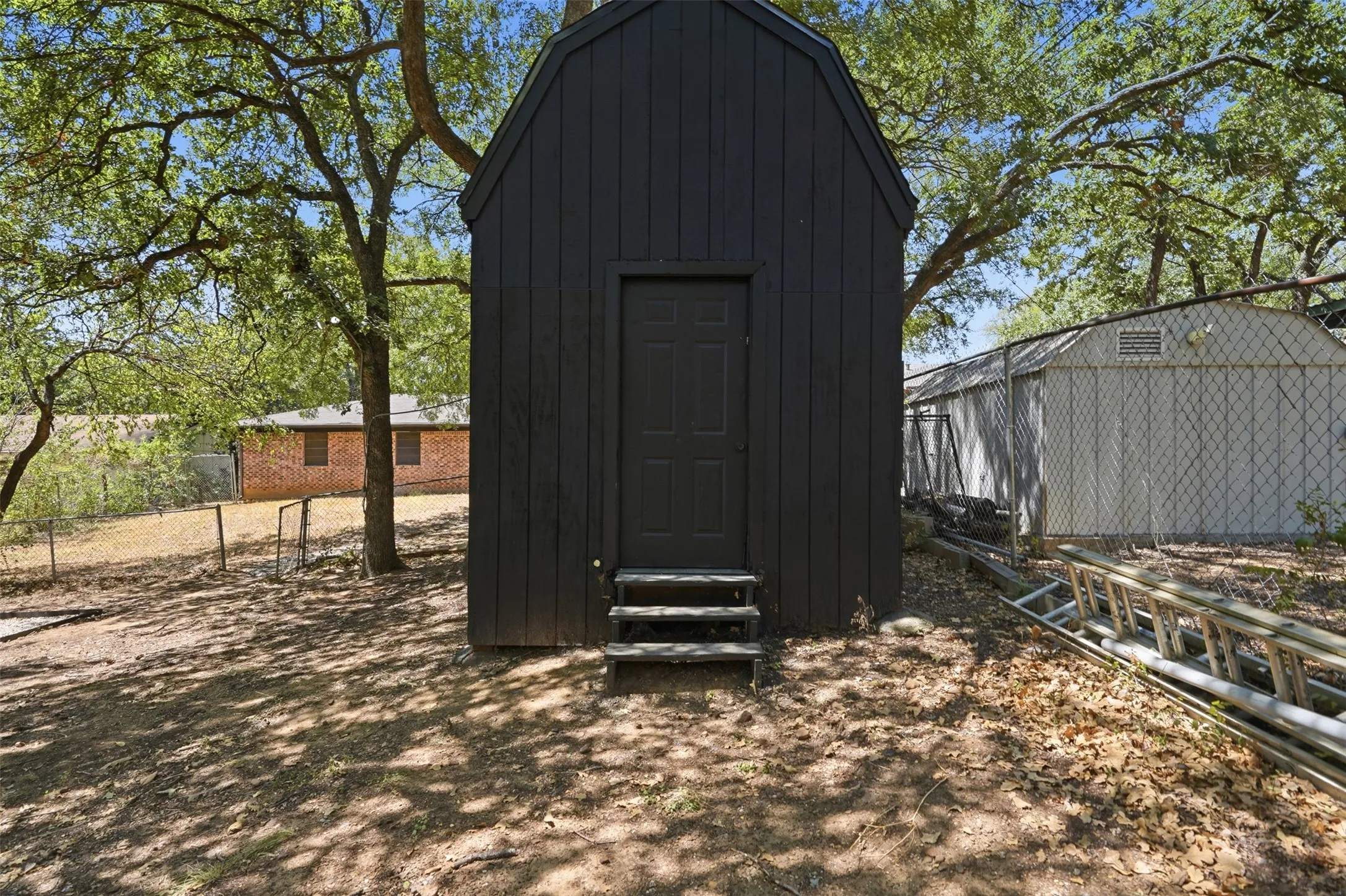 Single Family Residence For Sale in Tarrant County , 7024 Payte Lane, North Richland Hills, Texas 76182, 3 Bedroom, 2 Bathroom, Garage spaces, 1,552 Sqft, built in 1971, mls#21377085, Real Estate Agent in North Richland Hills, Homes For Sale in Tarrant county, Homes For Sale in North Richland Hills, Realtor in North Richland Hills Texas, Real Estate Brokerage Independent Realty Texas, Luminita Cordes Realtor