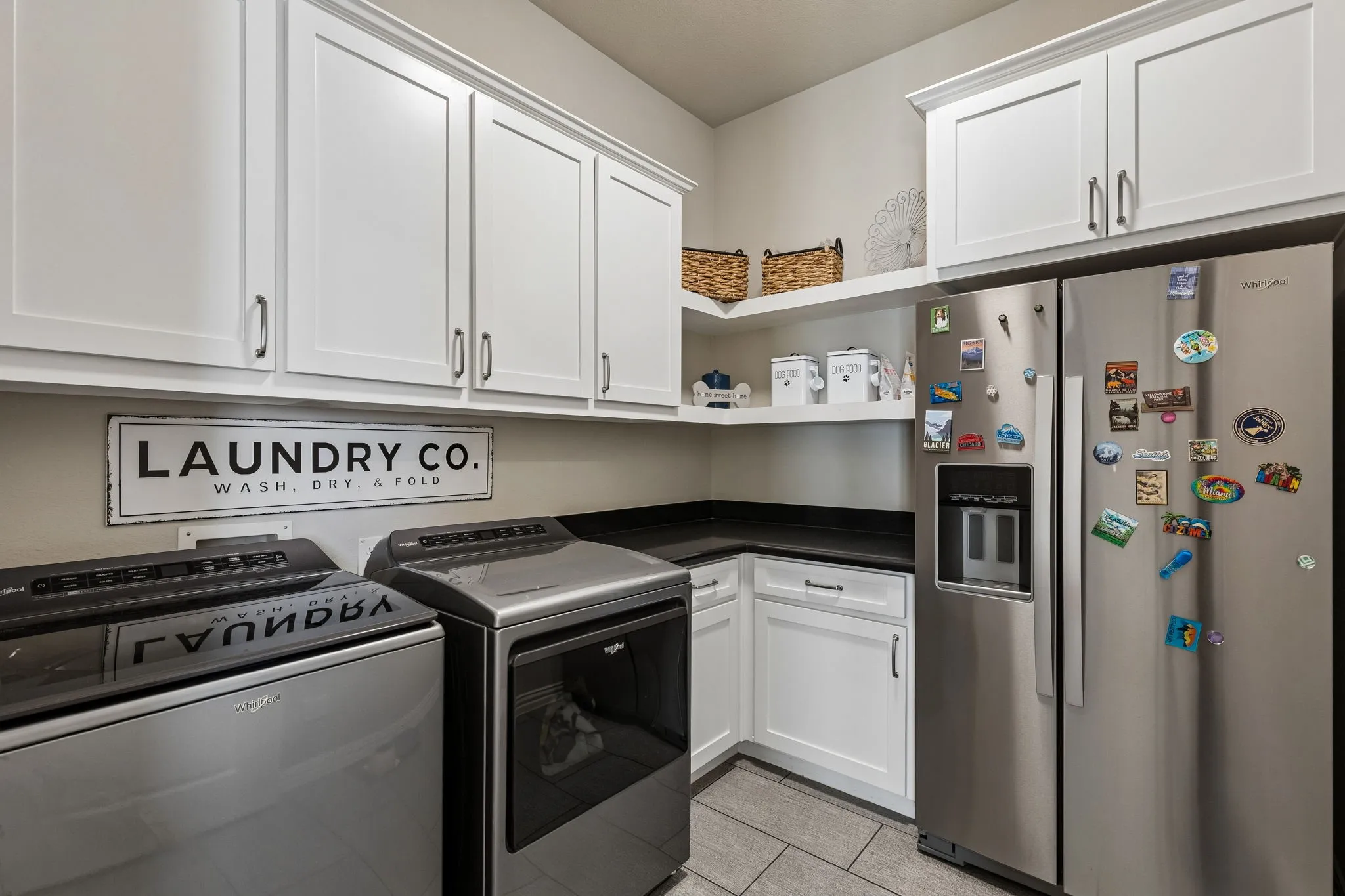 Single Family Residence For Sale in Parker County , 1828 Quiet Oak Place, Fort Worth, Texas 76008, 3 Bedroom, 4 Bathroom, 2 Garage spaces, 3,059 Sqft, built in 2018, mls#21373836, Real Estate Agent in Fort Worth, Homes For Sale in Parker county, Homes For Sale in Fort Worth, Realtor in Fort Worth Texas, Real Estate Brokerage Independent Realty Texas, Luminita Cordes Realtor