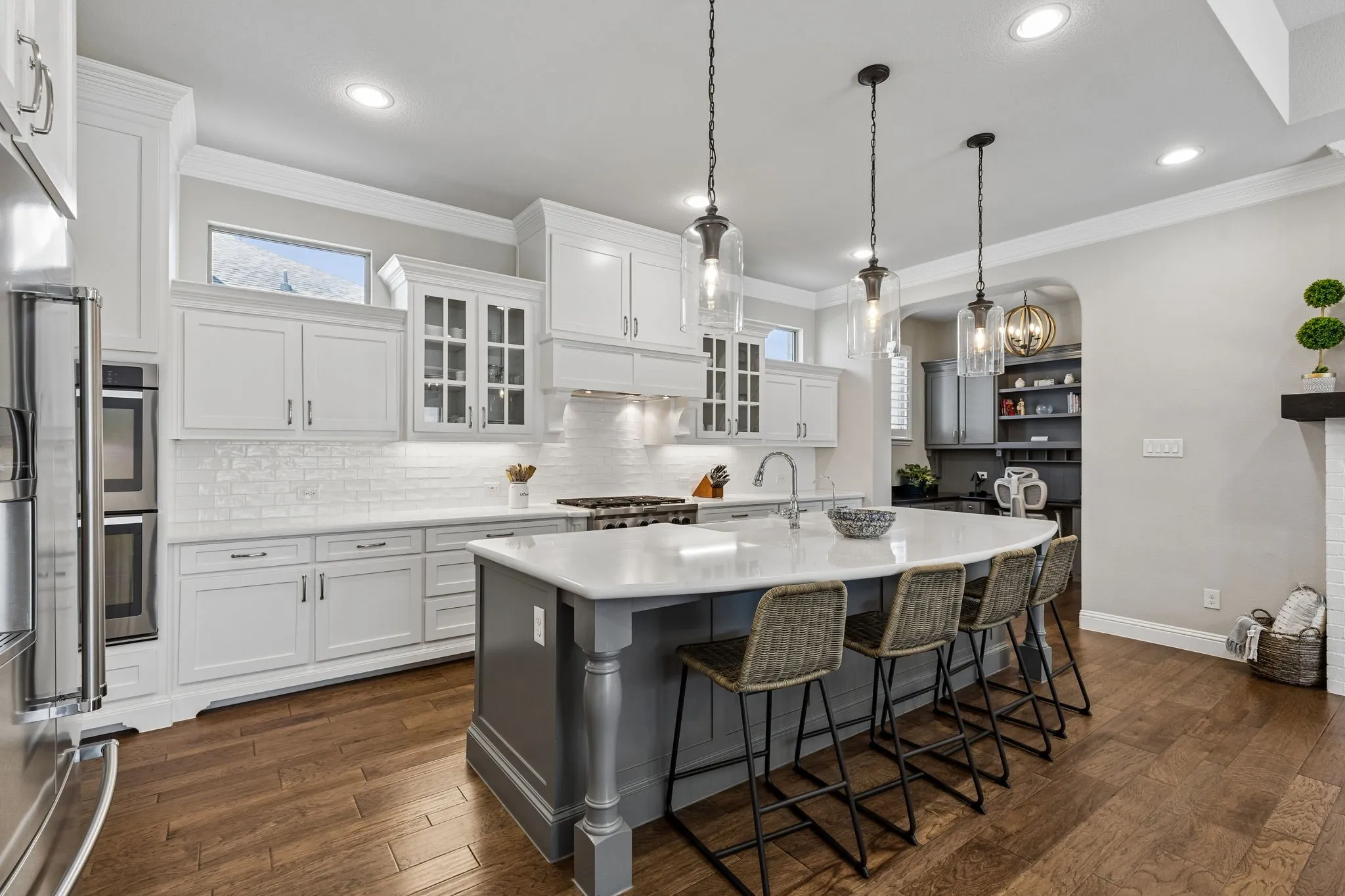 Single Family Residence For Sale in Parker County , 1828 Quiet Oak Place, Fort Worth, Texas 76008, 3 Bedroom, 4 Bathroom, 2 Garage spaces, 3,059 Sqft, built in 2018, mls#21373836, Real Estate Agent in Fort Worth, Homes For Sale in Parker county, Homes For Sale in Fort Worth, Realtor in Fort Worth Texas, Real Estate Brokerage Independent Realty Texas, Luminita Cordes Realtor