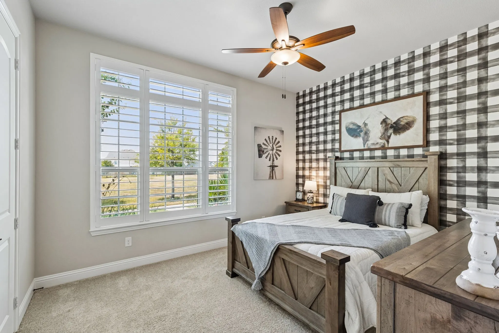 Single Family Residence For Sale in Parker County , 1828 Quiet Oak Place, Fort Worth, Texas 76008, 3 Bedroom, 4 Bathroom, 2 Garage spaces, 3,059 Sqft, built in 2018, mls#21373836, Real Estate Agent in Fort Worth, Homes For Sale in Parker county, Homes For Sale in Fort Worth, Realtor in Fort Worth Texas, Real Estate Brokerage Independent Realty Texas, Luminita Cordes Realtor