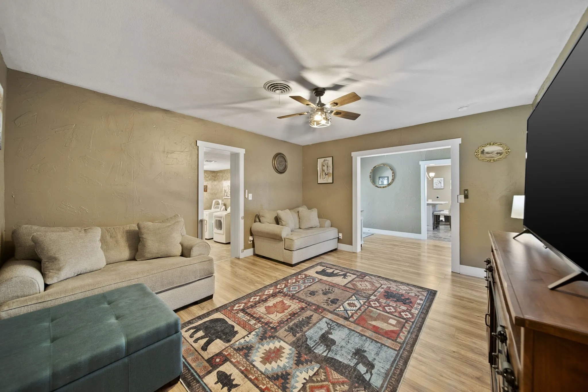Single Family Residence For Sale in Denton County , 258 Bobcat Road, Sanger, Texas 76266, 3 Bedroom, 2 Bathroom, 2 Garage spaces, 2,559 Sqft, built in 1970, mls#21377203, Real Estate Agent in Sanger, Homes For Sale in Denton county, Homes For Sale in Sanger, Realtor in Sanger Texas, Real Estate Brokerage Independent Realty Texas, Luminita Cordes Realtor