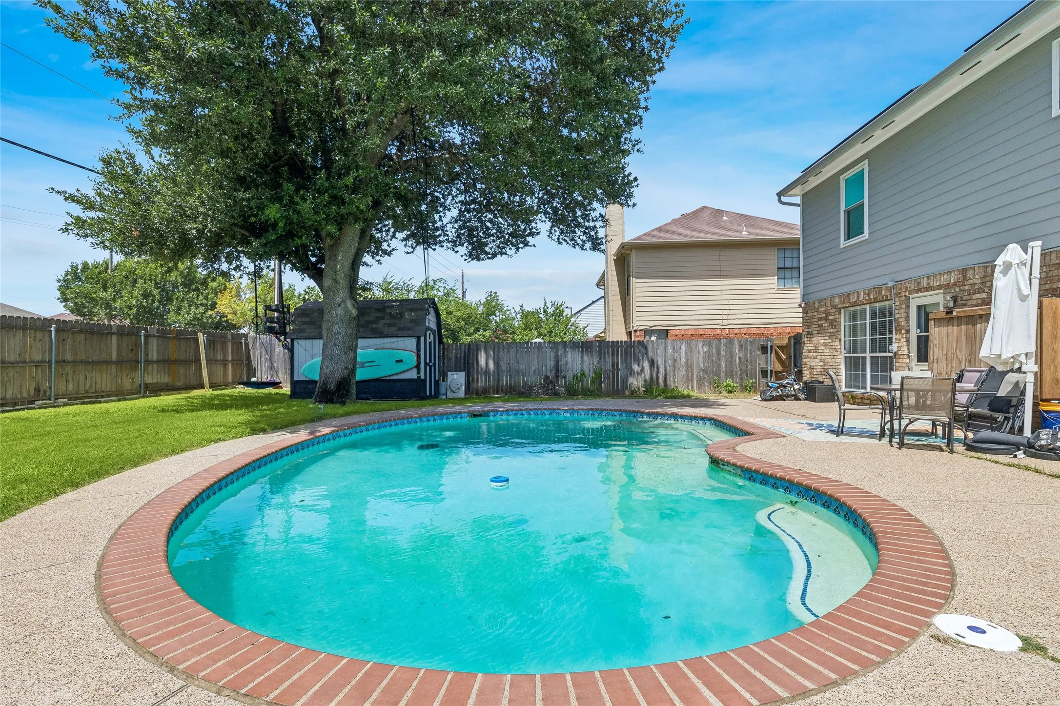 Single Family Residence For Sale in Tarrant County , 2325 Kildeer Trail, Grand Prairie, Texas 75052, 3 Bedroom, 3 Bathroom, 2 Garage spaces, 1,624 Sqft, built in 1988, mls#21377207, Real Estate Agent in Grand Prairie, Homes For Sale in Tarrant county, Homes For Sale in Grand Prairie, Realtor in Grand Prairie Texas, Real Estate Brokerage Independent Realty Texas, Luminita Cordes Realtor