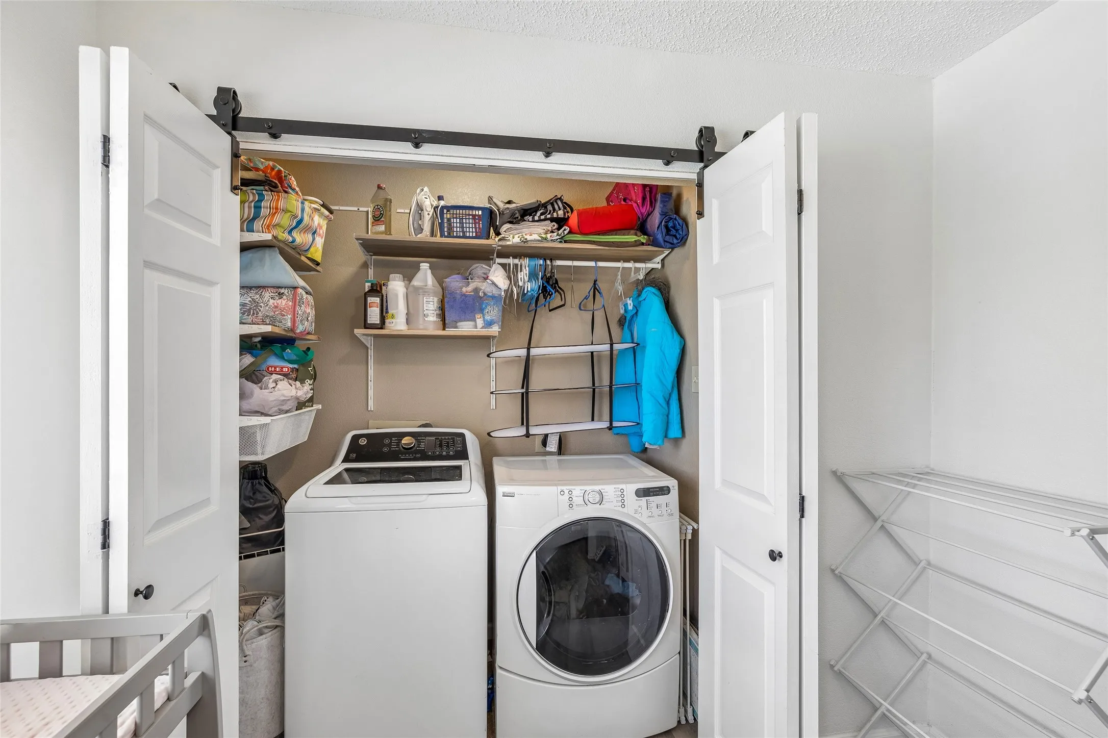 Single Family Residence For Sale in Tarrant County , 2325 Kildeer Trail, Grand Prairie, Texas 75052, 3 Bedroom, 3 Bathroom, 2 Garage spaces, 1,624 Sqft, built in 1988, mls#21377207, Real Estate Agent in Grand Prairie, Homes For Sale in Tarrant county, Homes For Sale in Grand Prairie, Realtor in Grand Prairie Texas, Real Estate Brokerage Independent Realty Texas, Luminita Cordes Realtor