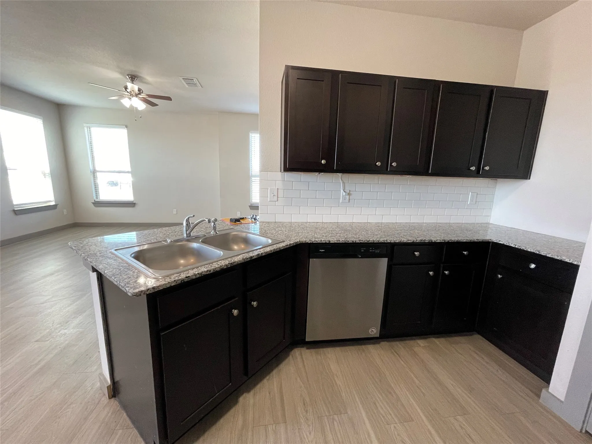 Townhouse For Rent in Tarrant County , 10604 Tube Drive 104, Hurst, Texas 76053, 2 Bedroom, 3 Bathroom, Garage spaces, 1,350 Sqft, built in 2019, mls#21368731, Real Estate Agent in Hurst, Homes For Rent in Tarrant county, Homes For Rent in Hurst, Realtor in Hurst Texas, Real Estate Brokerage Independent Realty Texas, Luminita Cordes Realtor