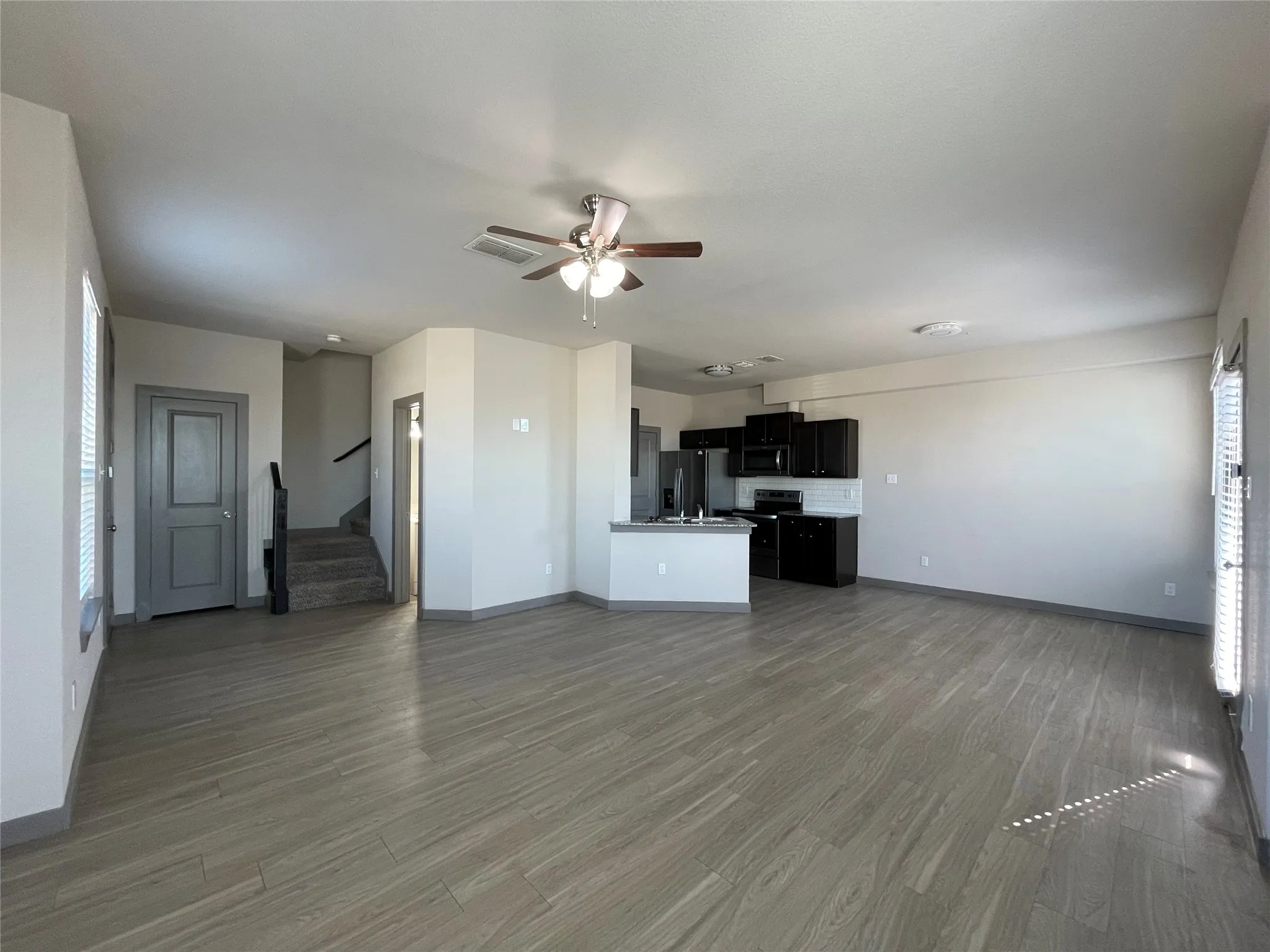 Townhouse For Rent in Tarrant County , 10604 Tube Drive 104, Hurst, Texas 76053, 2 Bedroom, 3 Bathroom, Garage spaces, 1,350 Sqft, built in 2019, mls#21368731, Real Estate Agent in Hurst, Homes For Rent in Tarrant county, Homes For Rent in Hurst, Realtor in Hurst Texas, Real Estate Brokerage Independent Realty Texas, Luminita Cordes Realtor