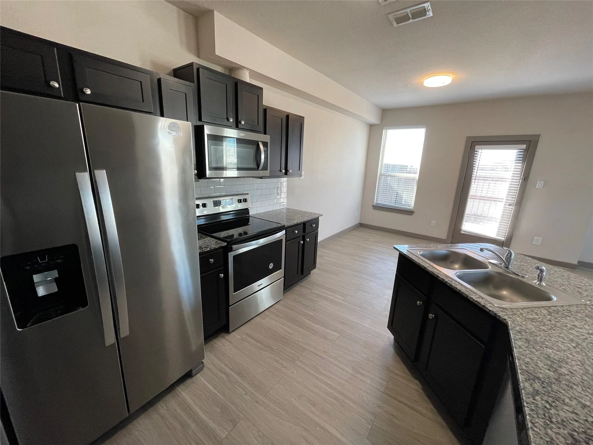 Townhouse For Rent in Tarrant County , 10604 Tube Drive 104, Hurst, Texas 76053, 2 Bedroom, 3 Bathroom, Garage spaces, 1,350 Sqft, built in 2019, mls#21368731, Real Estate Agent in Hurst, Homes For Rent in Tarrant county, Homes For Rent in Hurst, Realtor in Hurst Texas, Real Estate Brokerage Independent Realty Texas, Luminita Cordes Realtor