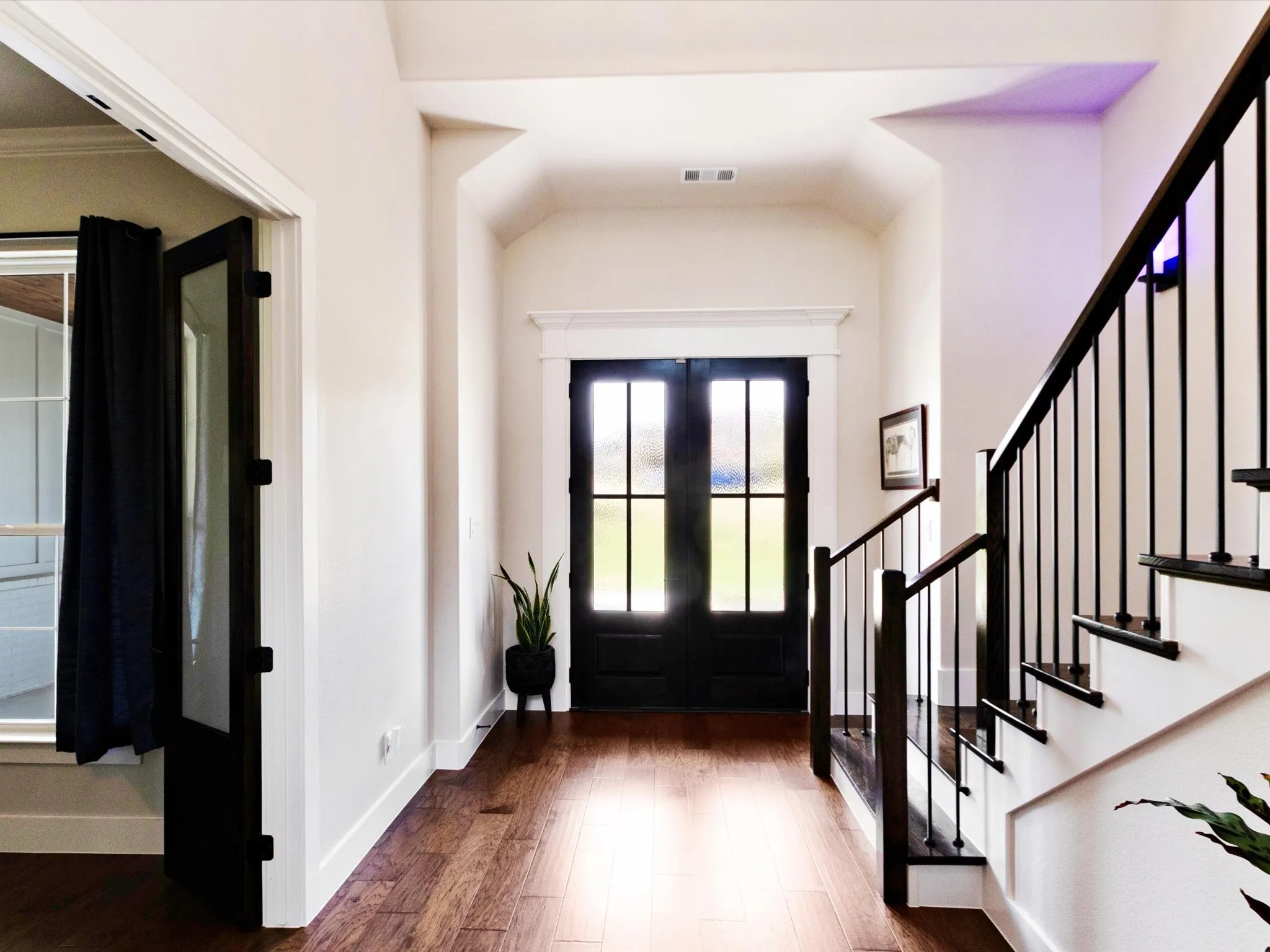 Single Family Residence For Sale in Ellis County , 21 Jacey Court, Waxahachie, Texas 75167, 4 Bedroom, 3 Bathroom, 2 Garage spaces, 3,421 Sqft, built in 2023, mls#21367433, Real Estate Agent in Waxahachie, Homes For Sale in Ellis county, Homes For Sale in Waxahachie, Realtor in Waxahachie Texas, Real Estate Brokerage Independent Realty Texas, Luminita Cordes Realtor