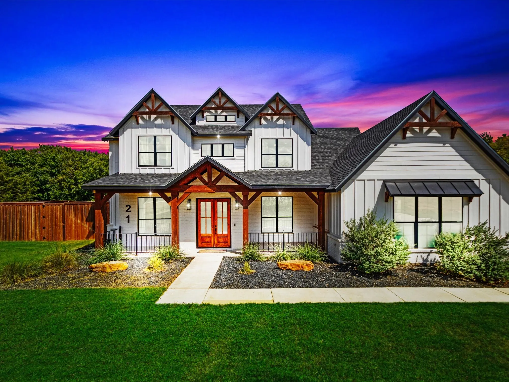 Single Family Residence For Sale in Ellis County , 21 Jacey Court, Waxahachie, Texas 75167, 4 Bedroom, 3 Bathroom, 2 Garage spaces, 3,421 Sqft, built in 2023, mls#21367433, Real Estate Agent in Waxahachie, Homes For Sale in Ellis county, Homes For Sale in Waxahachie, Realtor in Waxahachie Texas, Real Estate Brokerage Independent Realty Texas, Luminita Cordes Realtor