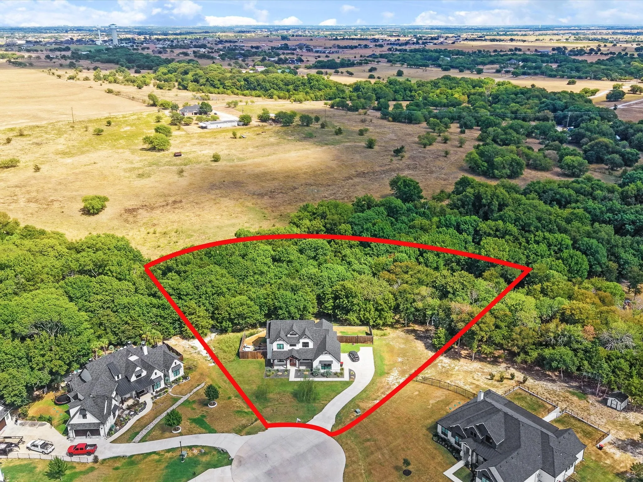 Single Family Residence For Sale in Ellis County , 21 Jacey Court, Waxahachie, Texas 75167, 4 Bedroom, 3 Bathroom, 2 Garage spaces, 3,421 Sqft, built in 2023, mls#21367433, Real Estate Agent in Waxahachie, Homes For Sale in Ellis county, Homes For Sale in Waxahachie, Realtor in Waxahachie Texas, Real Estate Brokerage Independent Realty Texas, Luminita Cordes Realtor