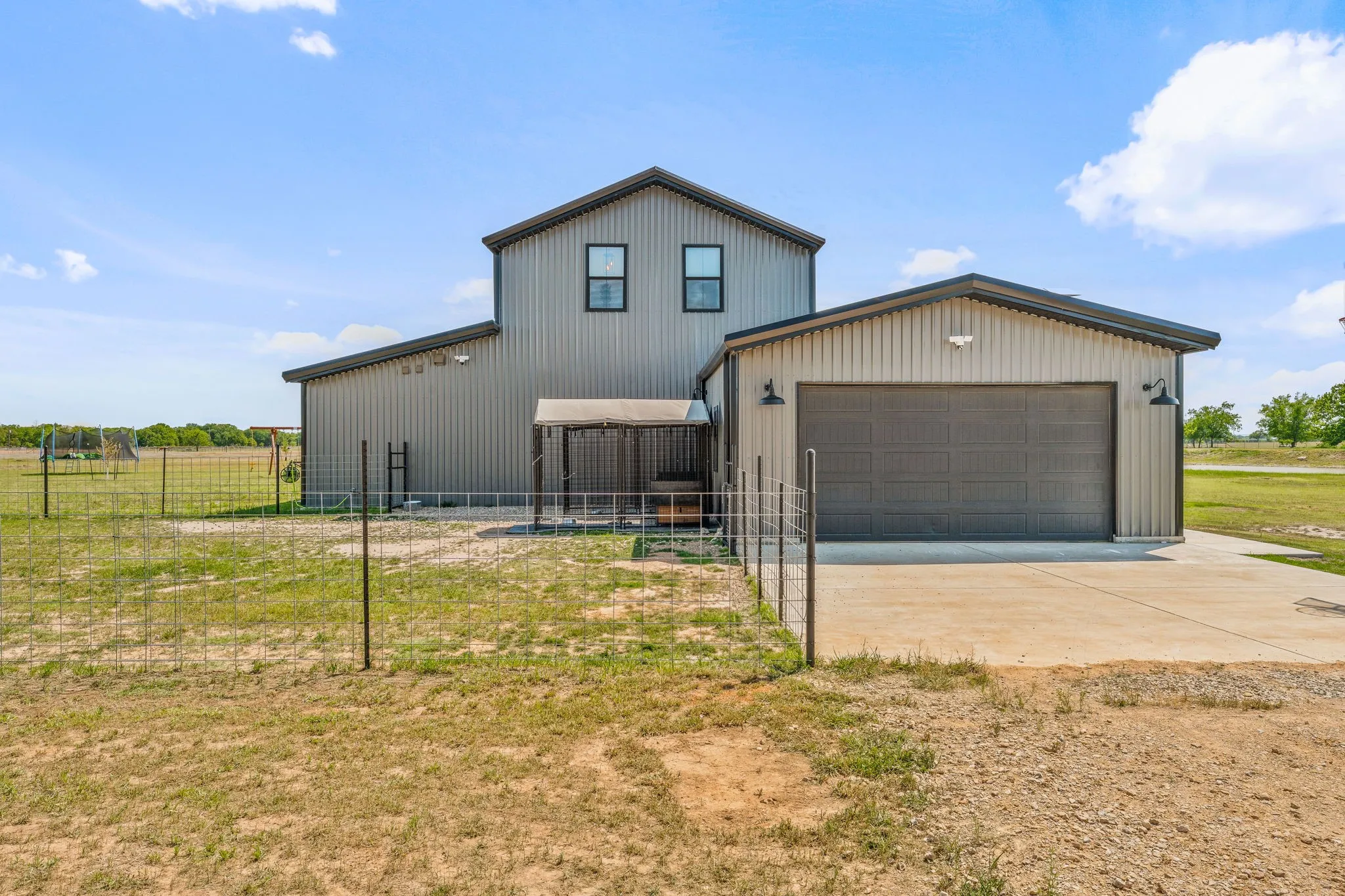 Single Family Residence For Sale in Parker County , 1400 Lacy Drive, Lipan, Texas 76462, 3 Bedroom, 3 Bathroom, 2 Garage spaces, 2,100 Sqft, built in 2023, mls#21377001, Real Estate Agent in Lipan, Homes For Sale in Parker county, Homes For Sale in Lipan, Realtor in Lipan Texas, Real Estate Brokerage Independent Realty Texas, Luminita Cordes Realtor