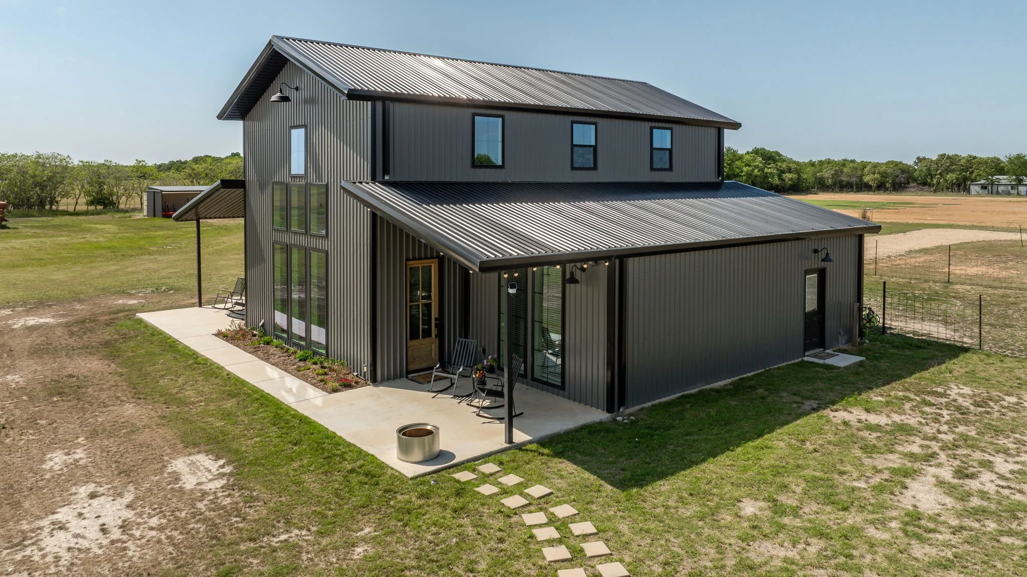 Single Family Residence For Sale in Parker County , 1400 Lacy Drive, Lipan, Texas 76462, 3 Bedroom, 3 Bathroom, 2 Garage spaces, 2,100 Sqft, built in 2023, mls#21377001, Real Estate Agent in Lipan, Homes For Sale in Parker county, Homes For Sale in Lipan, Realtor in Lipan Texas, Real Estate Brokerage Independent Realty Texas, Luminita Cordes Realtor