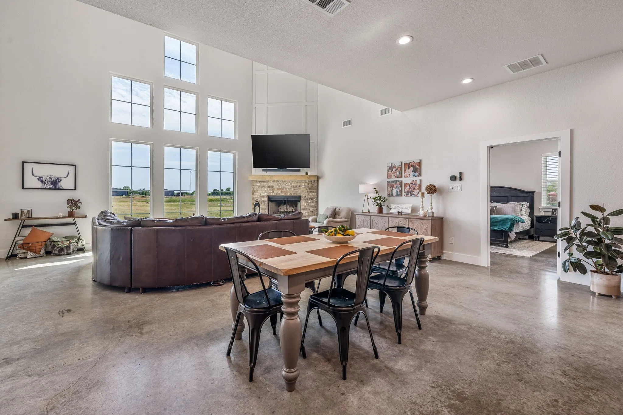 Single Family Residence For Sale in Parker County , 1400 Lacy Drive, Lipan, Texas 76462, 3 Bedroom, 3 Bathroom, 2 Garage spaces, 2,100 Sqft, built in 2023, mls#21377001, Real Estate Agent in Lipan, Homes For Sale in Parker county, Homes For Sale in Lipan, Realtor in Lipan Texas, Real Estate Brokerage Independent Realty Texas, Luminita Cordes Realtor