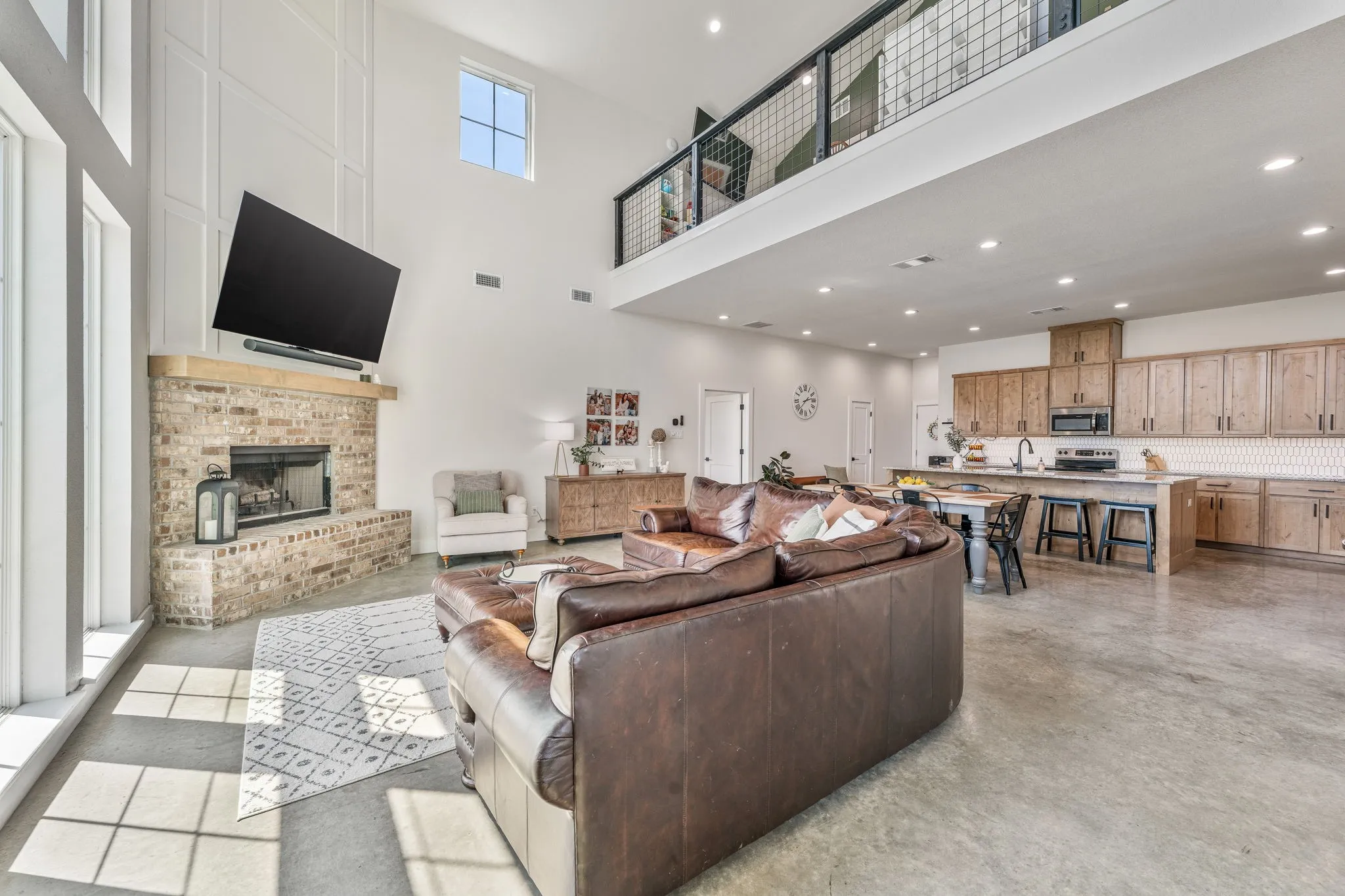 Single Family Residence For Sale in Parker County , 1400 Lacy Drive, Lipan, Texas 76462, 3 Bedroom, 3 Bathroom, 2 Garage spaces, 2,100 Sqft, built in 2023, mls#21377001, Real Estate Agent in Lipan, Homes For Sale in Parker county, Homes For Sale in Lipan, Realtor in Lipan Texas, Real Estate Brokerage Independent Realty Texas, Luminita Cordes Realtor