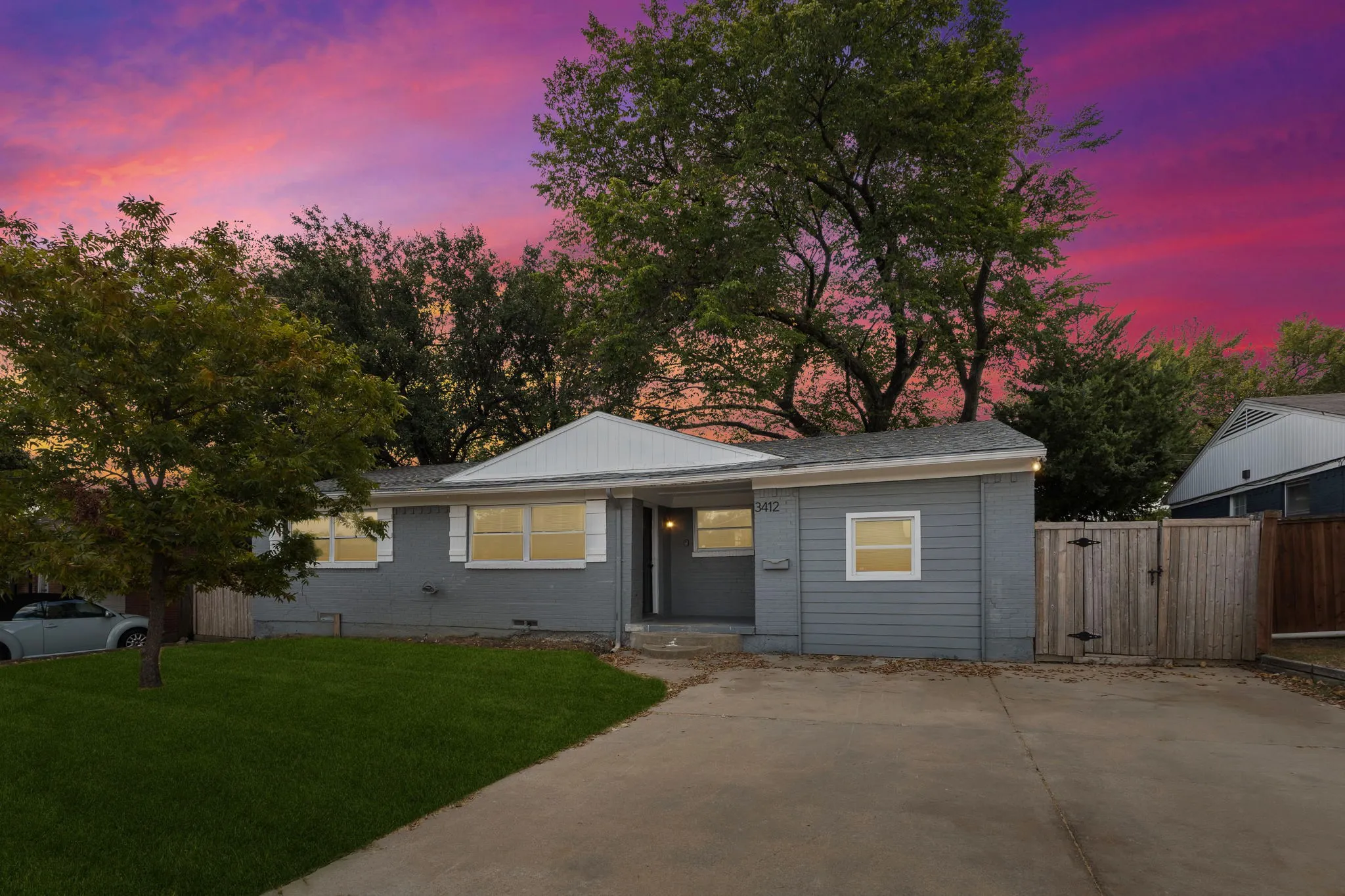 Single Family Residence For Sale in Dallas County , 3412 Oates Drive, Mesquite, Texas 75150, 3 Bedroom, 2 Bathroom, Garage spaces, 1,312 Sqft, built in 1957, mls#21376494, Real Estate Agent in Mesquite, Homes For Sale in Dallas county, Homes For Sale in Mesquite, Realtor in Mesquite Texas, Real Estate Brokerage Independent Realty Texas, Luminita Cordes Realtor