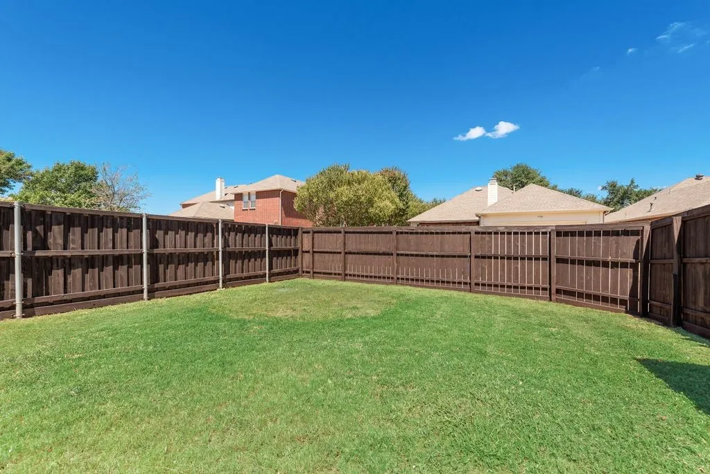 Single Family Residence For Sale in Collin County , 1521 Silver Spur Drive, Allen, Texas 75002, 4 Bedroom, 2 Bathroom, 2 Garage spaces, 2,029 Sqft, built in 2003, mls#21376877, Real Estate Agent in Allen, Homes For Sale in Collin county, Homes For Sale in Allen, Realtor in Allen Texas, Real Estate Brokerage Independent Realty Texas, Luminita Cordes Realtor