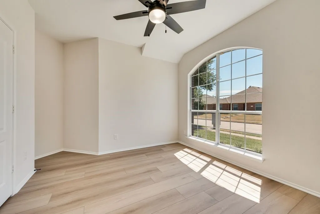 Single Family Residence For Sale in Collin County , 1521 Silver Spur Drive, Allen, Texas 75002, 4 Bedroom, 2 Bathroom, 2 Garage spaces, 2,029 Sqft, built in 2003, mls#21376877, Real Estate Agent in Allen, Homes For Sale in Collin county, Homes For Sale in Allen, Realtor in Allen Texas, Real Estate Brokerage Independent Realty Texas, Luminita Cordes Realtor