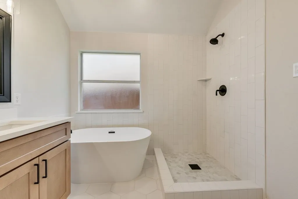 Single Family Residence For Sale in Collin County , 1521 Silver Spur Drive, Allen, Texas 75002, 4 Bedroom, 2 Bathroom, 2 Garage spaces, 2,029 Sqft, built in 2003, mls#21376877, Real Estate Agent in Allen, Homes For Sale in Collin county, Homes For Sale in Allen, Realtor in Allen Texas, Real Estate Brokerage Independent Realty Texas, Luminita Cordes Realtor